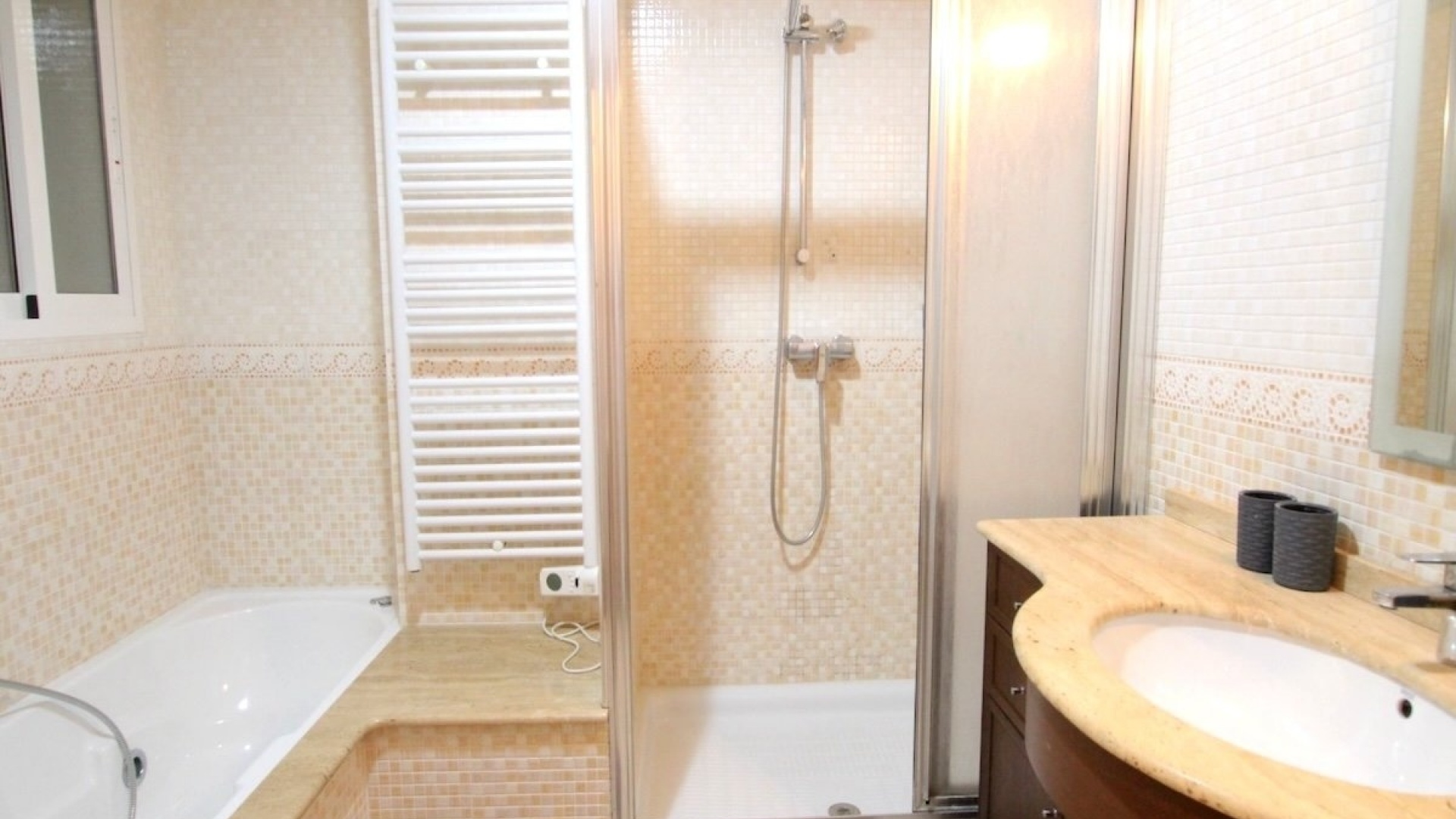 Resale - Apartment - La Mata