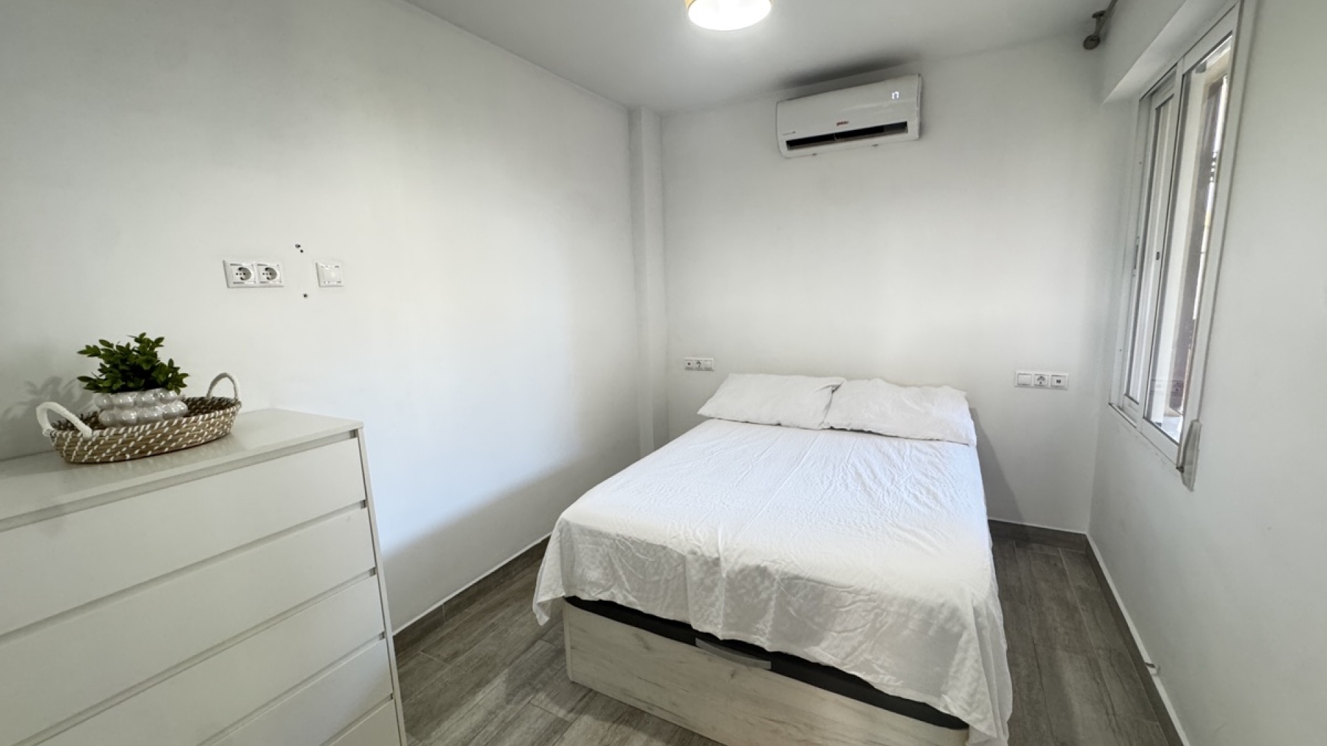 Resale - Apartment - La Zenia - amapolas