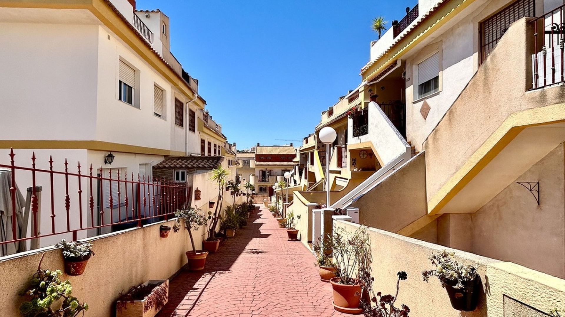 Resale - Apartment - La Zenia - amapolas