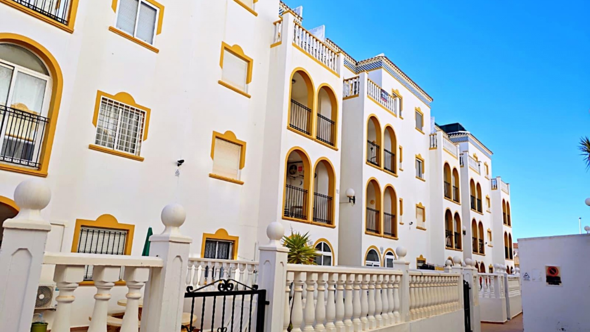 Resale - Apartment - La Zenia - molino blanco