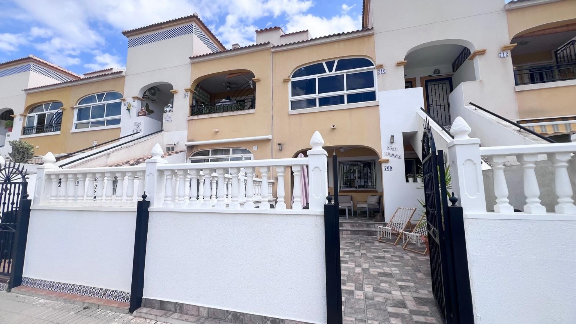 Resale - Apartment - Los Altos - dream hills