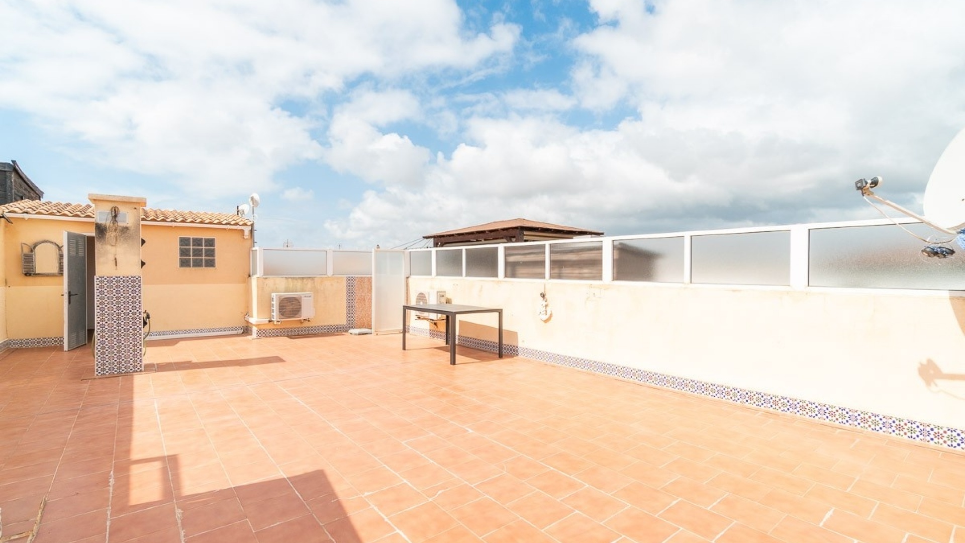 Resale - Apartment - Los Altos - dream hills
