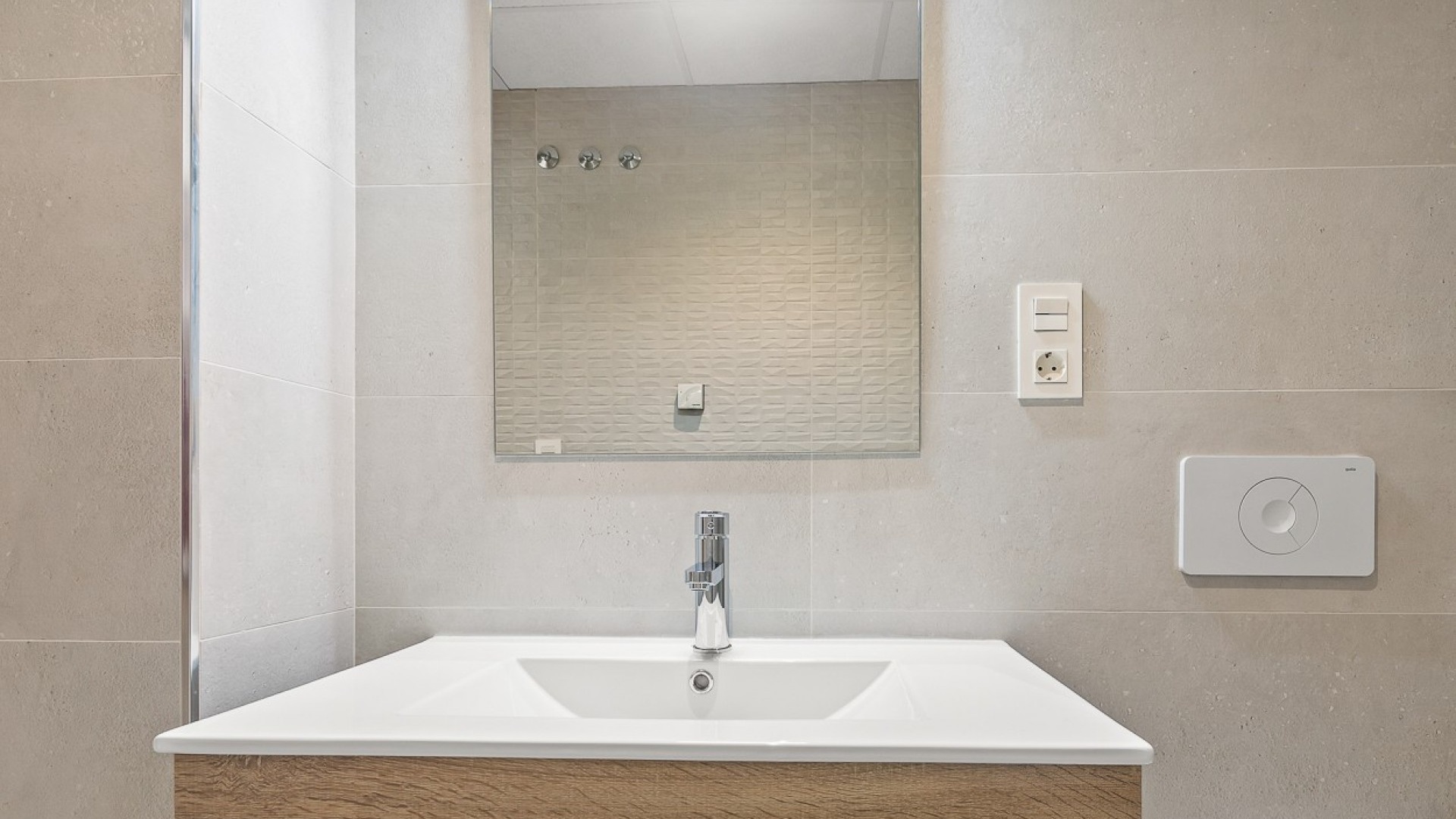 Resale - Apartment - Los Altos - Res. El Amanecer