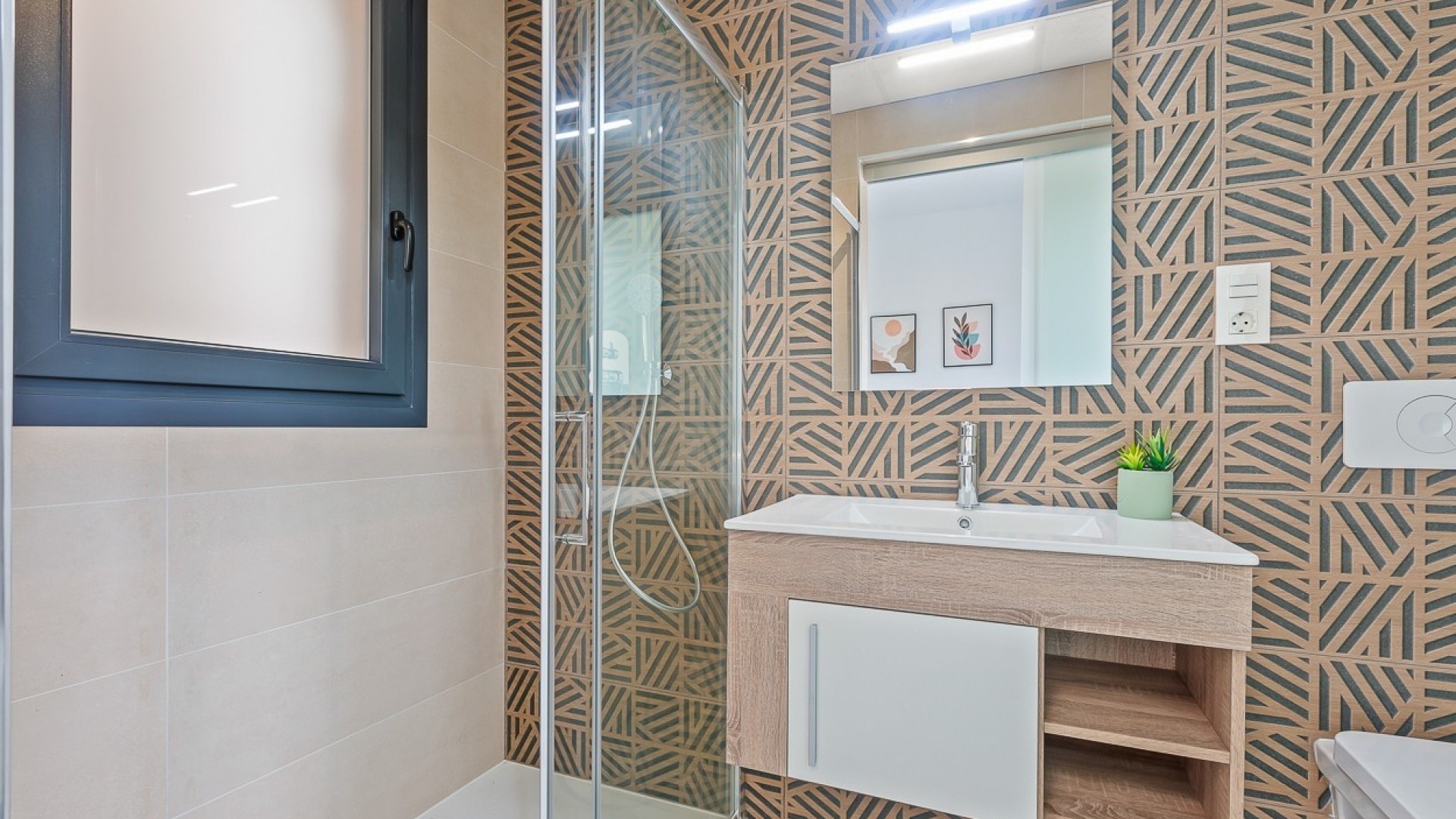 Resale - Apartment - Los Altos - Res. El Amanecer