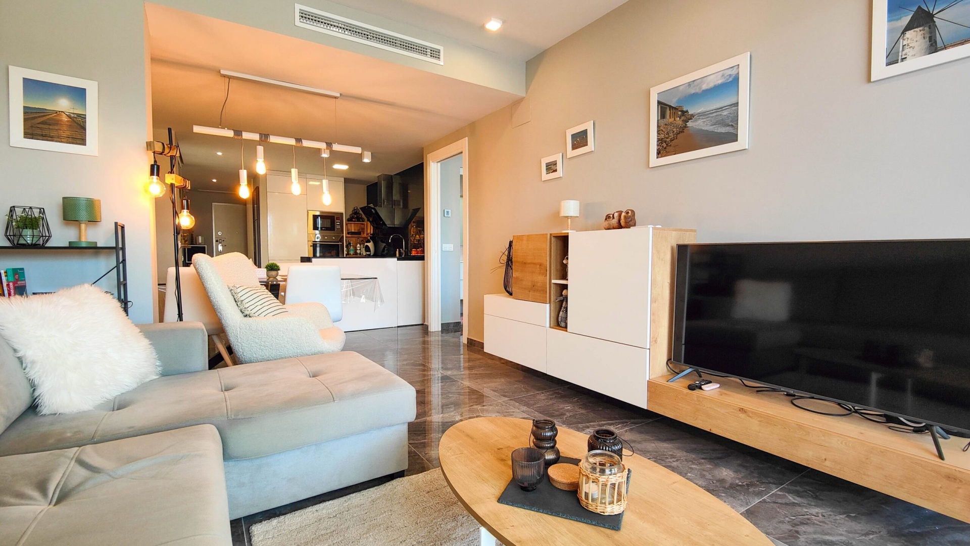 Resale - Apartment - Los Altos - Res. El Amanecer