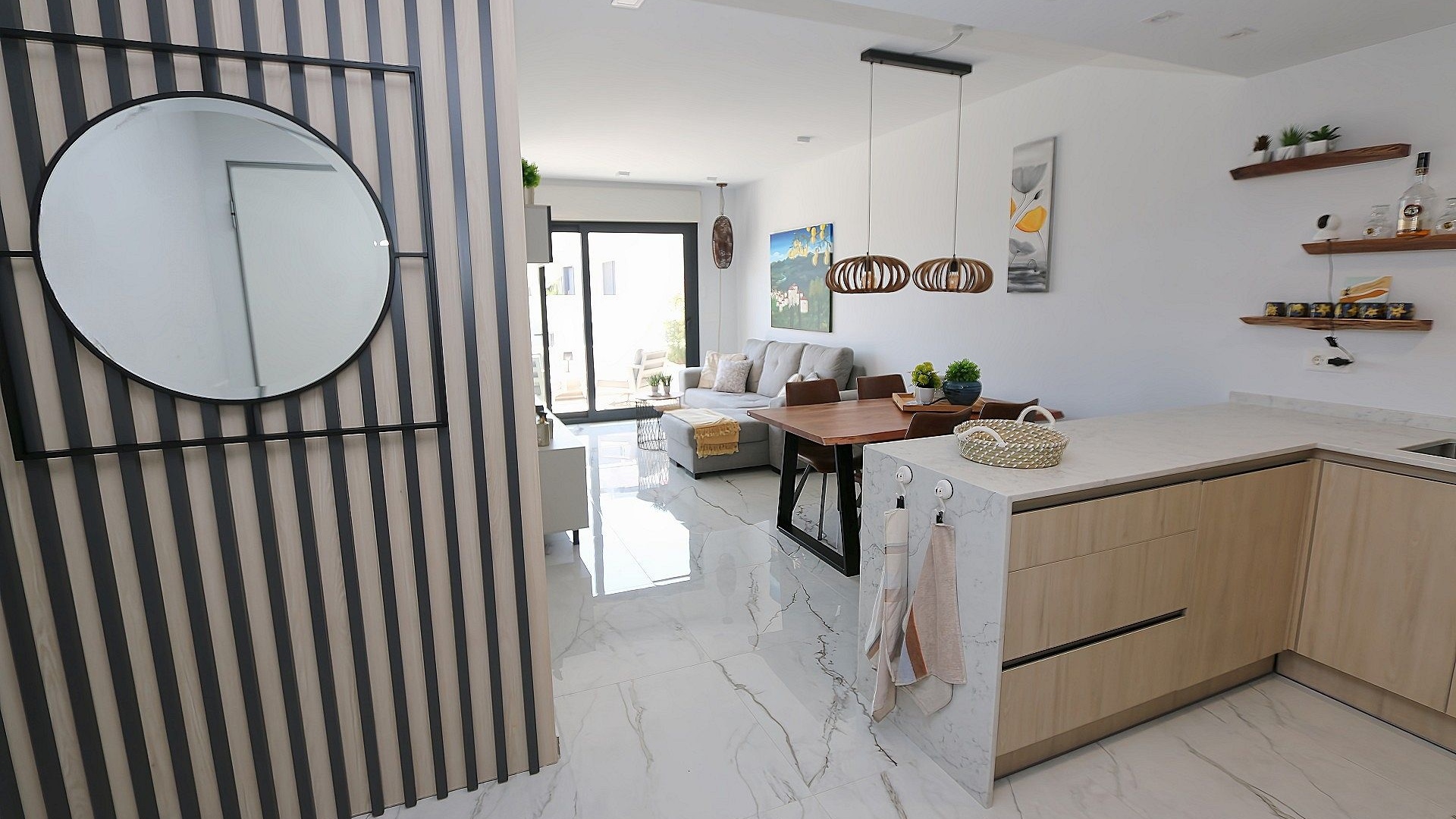 Resale - Apartment - Los Altos - Res. El Amanecer