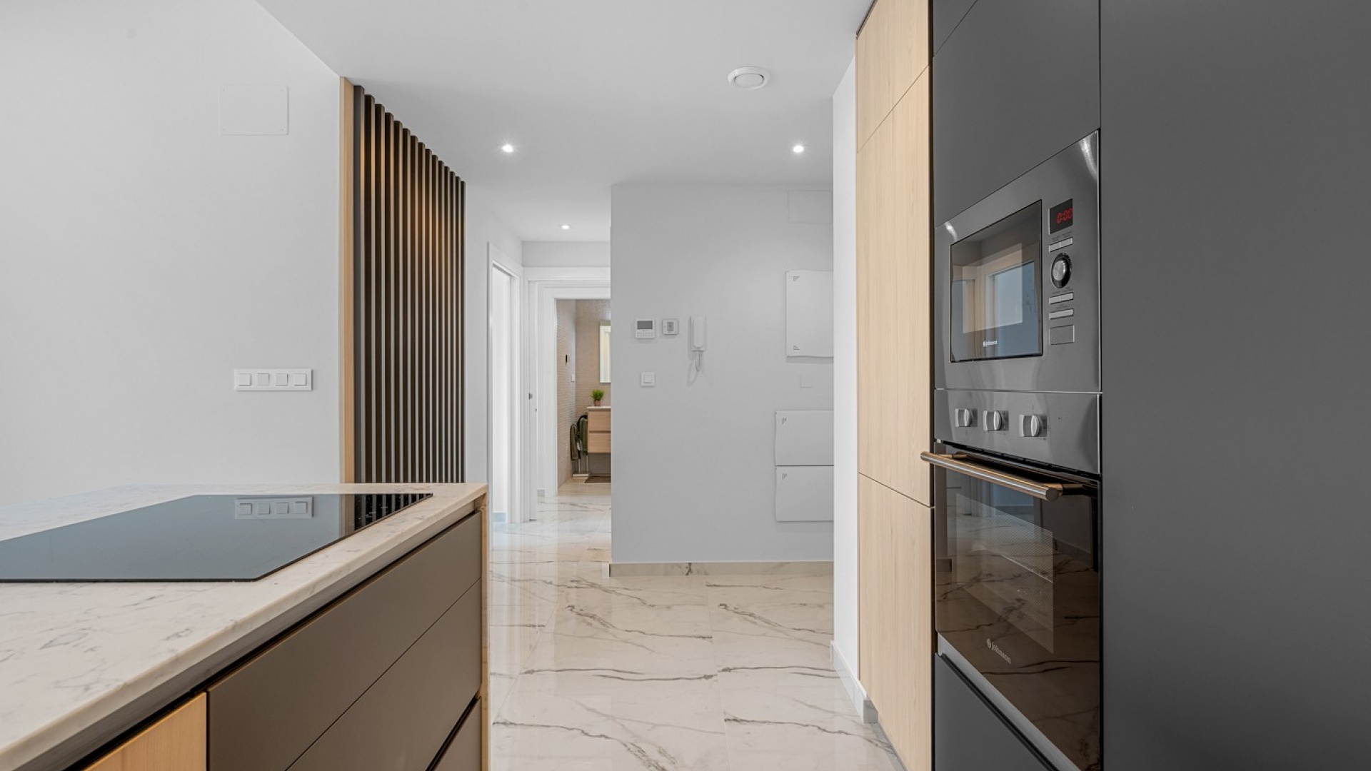 Resale - Apartment - Los Altos - Res. El Amanecer