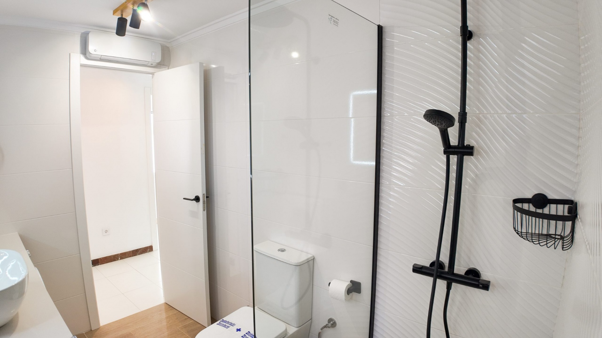 Resale - Apartment - Los Altos