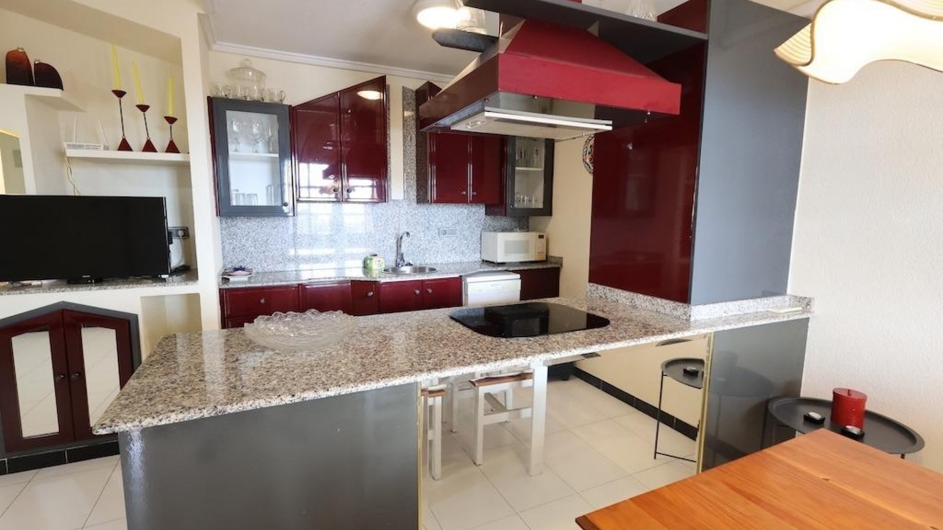 Resale - Apartment - Los Altos