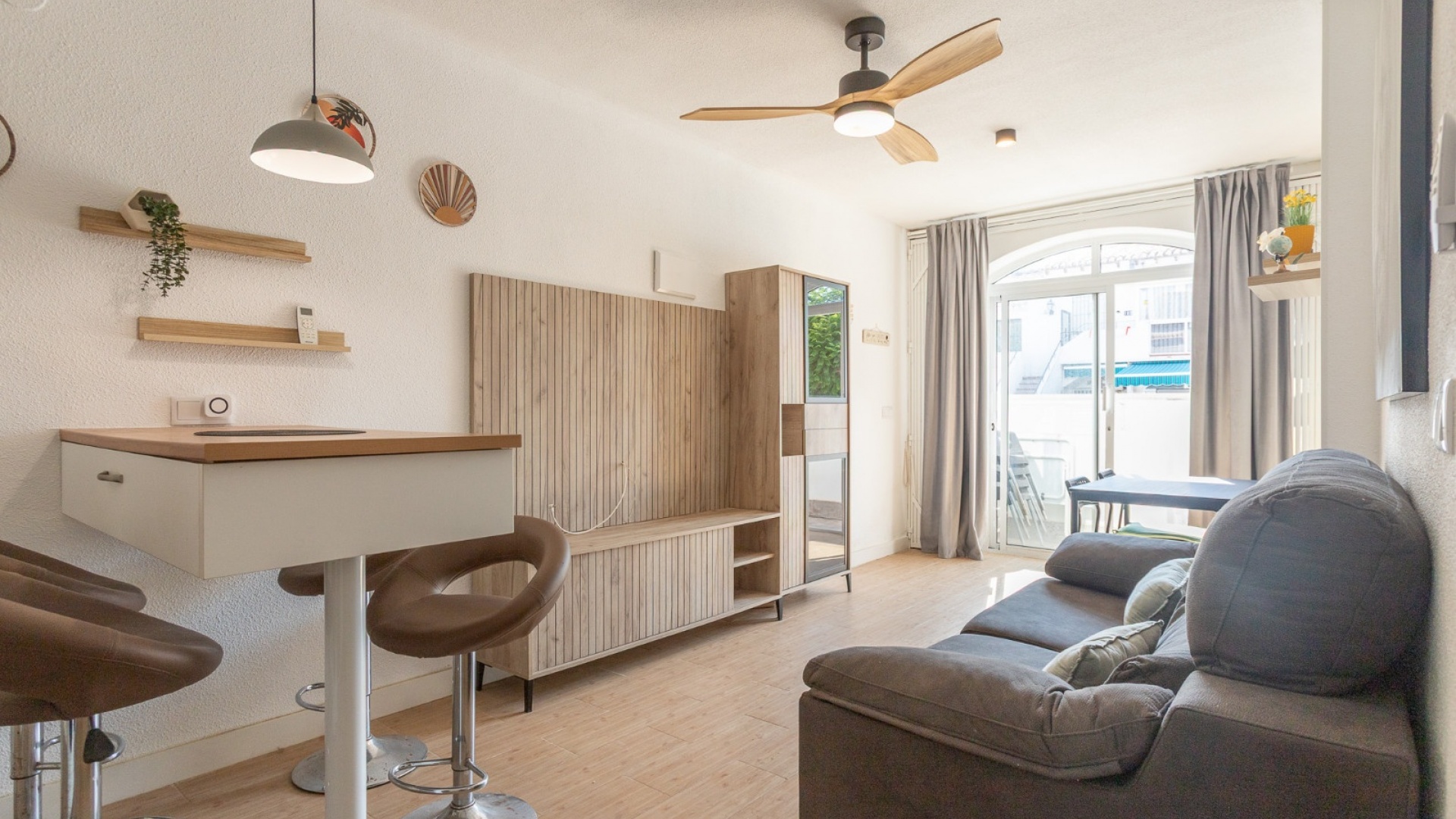 Resale - Apartment - Los Balcones - lago jardin