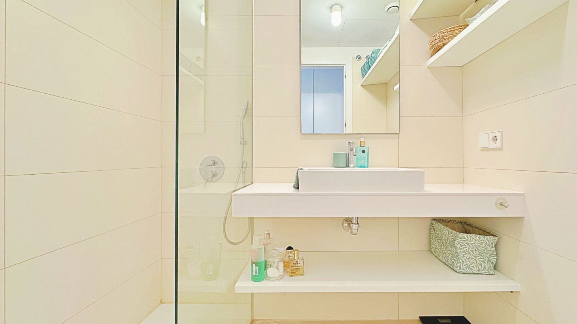 Resale - Apartment - Los Balcones - Mirasal