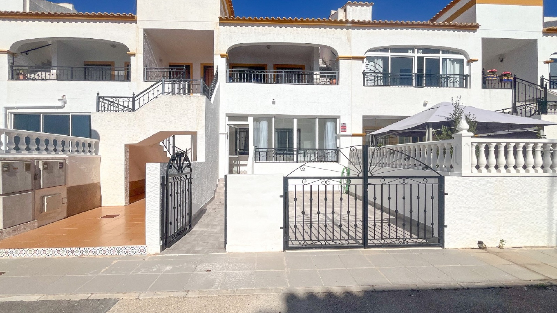 Resale - Apartment - Los Montesinos - entre naranjos