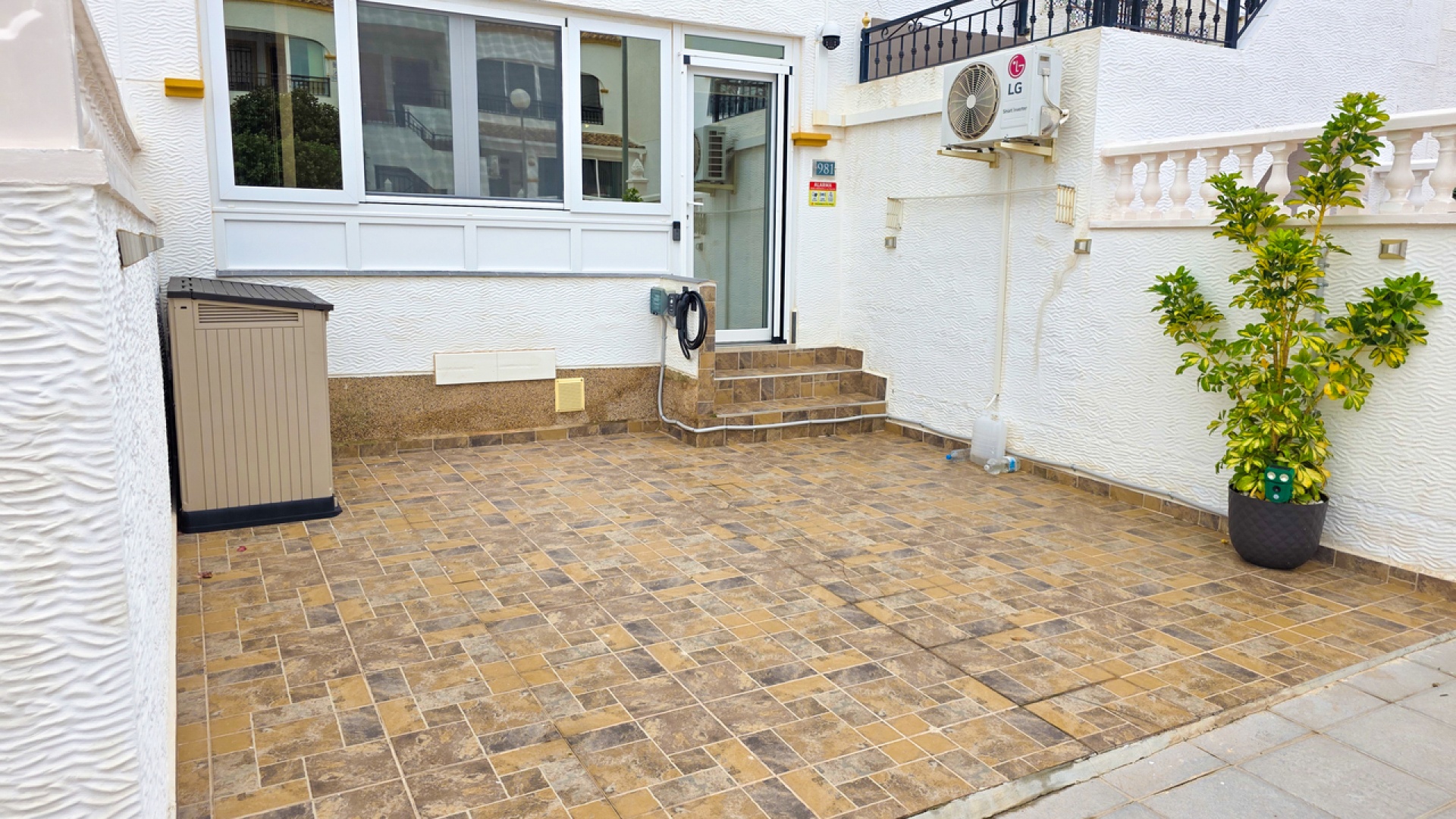 Resale - Apartment - Los Montesinos - entre naranjos