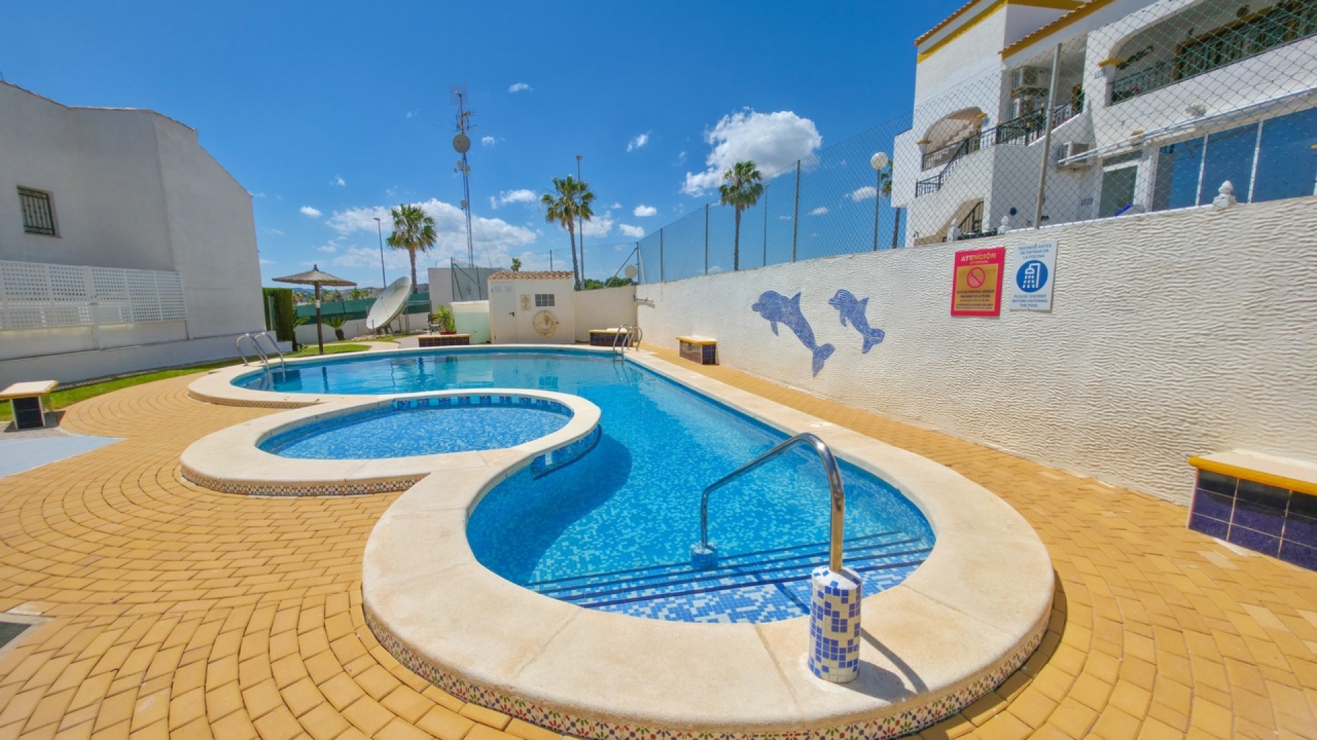 Resale - Apartment - Los Montesinos - entre naranjos