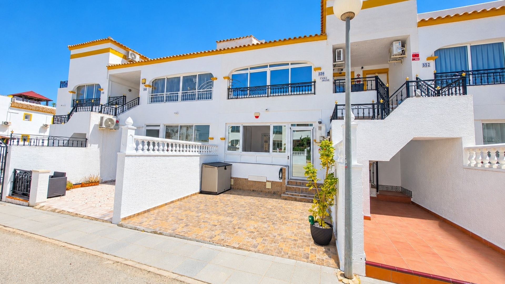 Resale - Apartment - Los Montesinos - entre naranjos