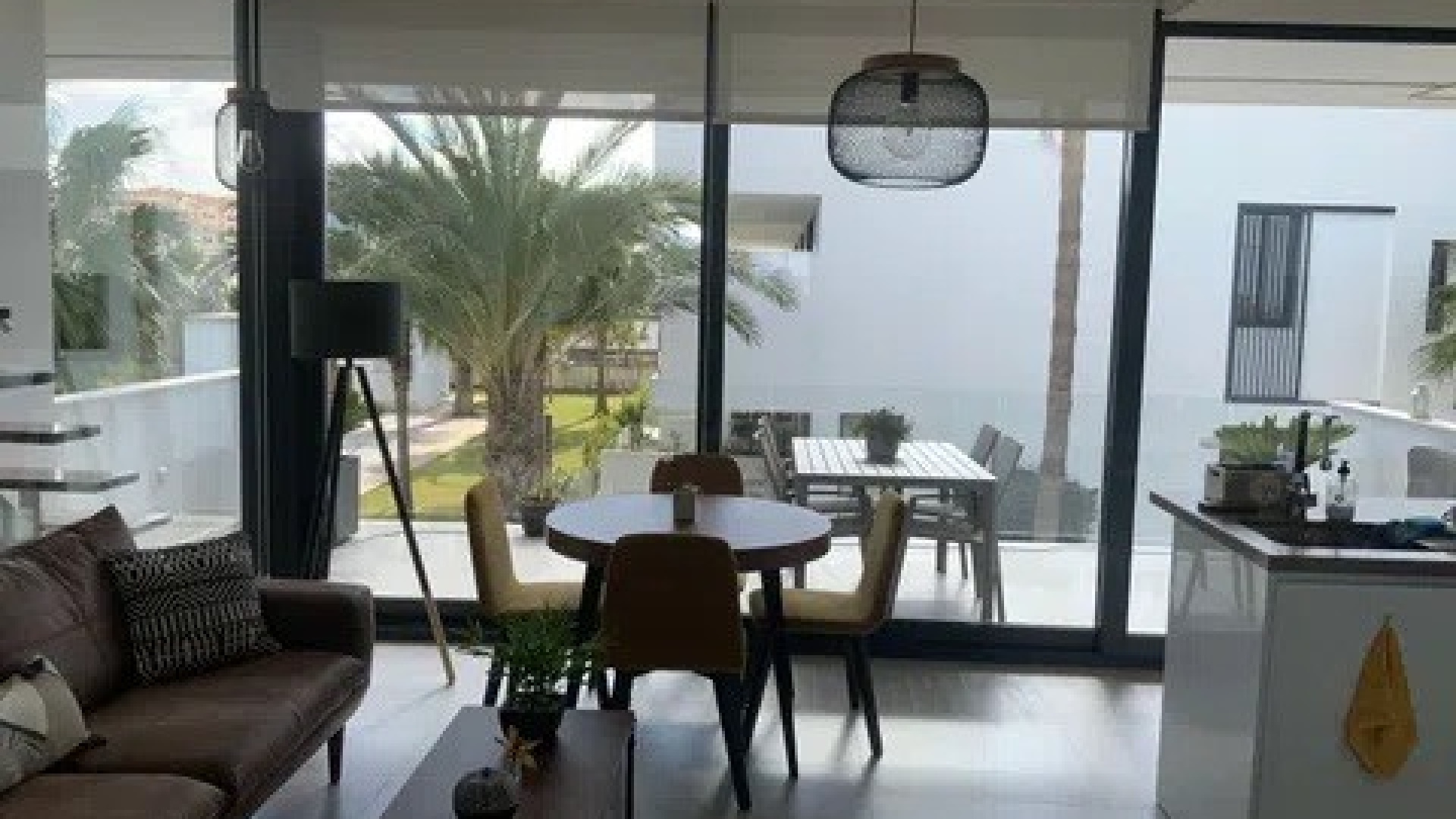 Resale - Apartment - Mar de Cristal