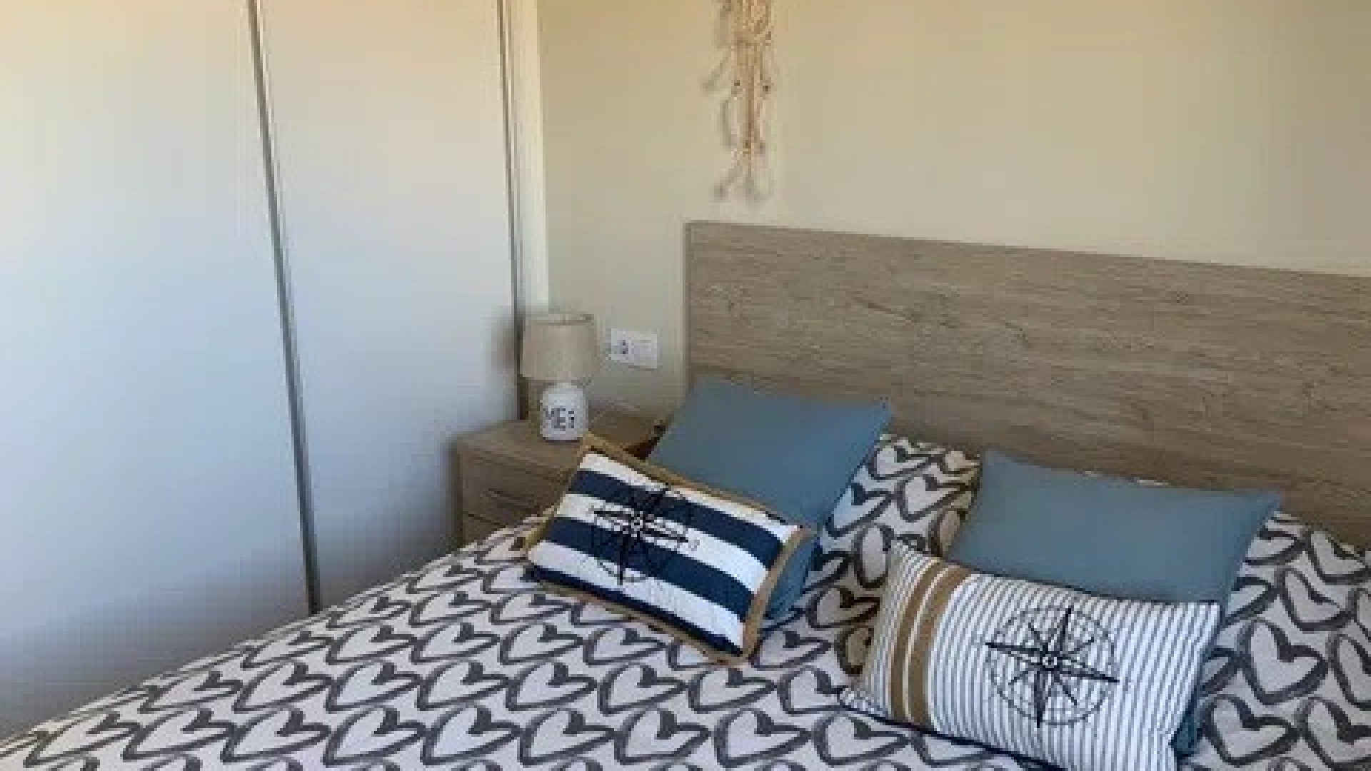 Resale - Apartment - Mar de Cristal