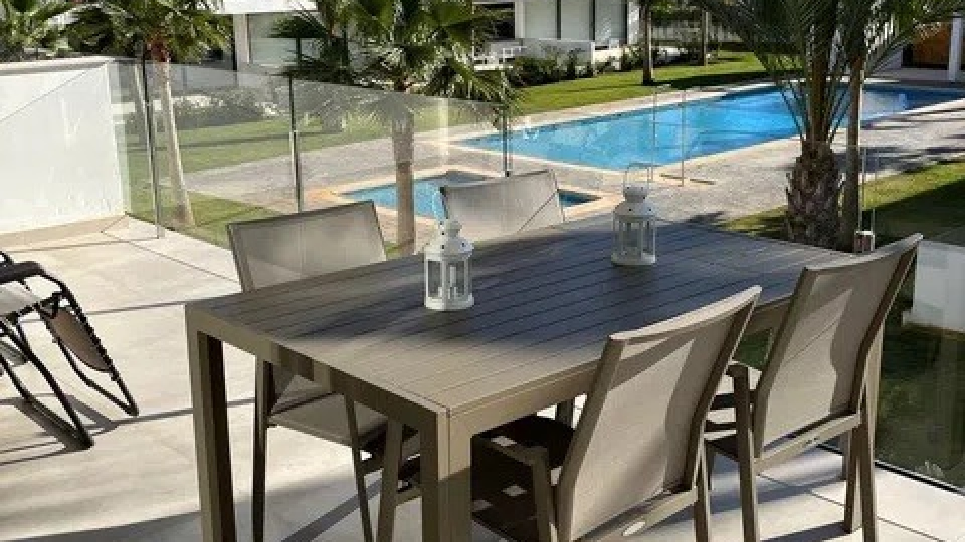 Resale - Apartment - Mar de Cristal