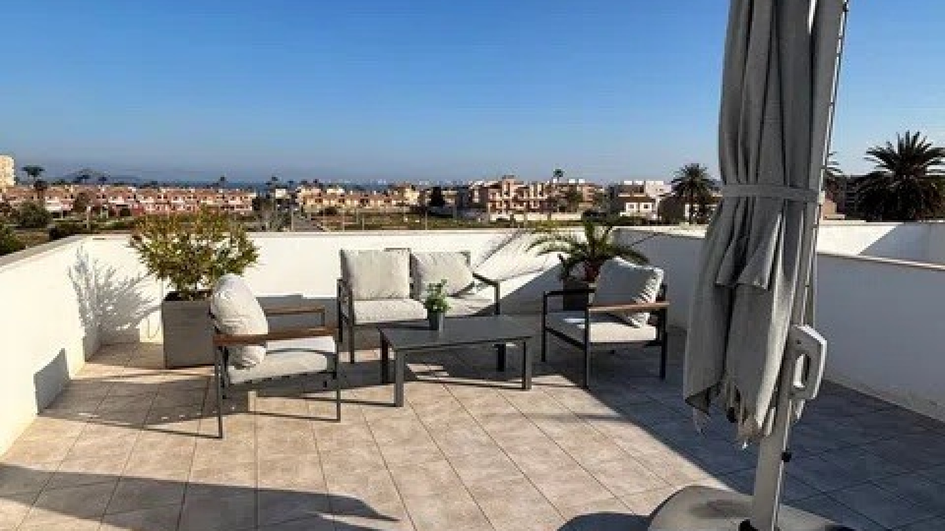 Resale - Apartment - Mar de Cristal