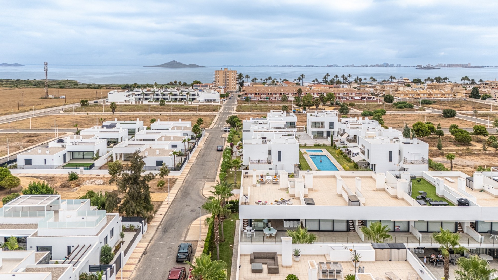Resale - Apartment - Mar de Cristal