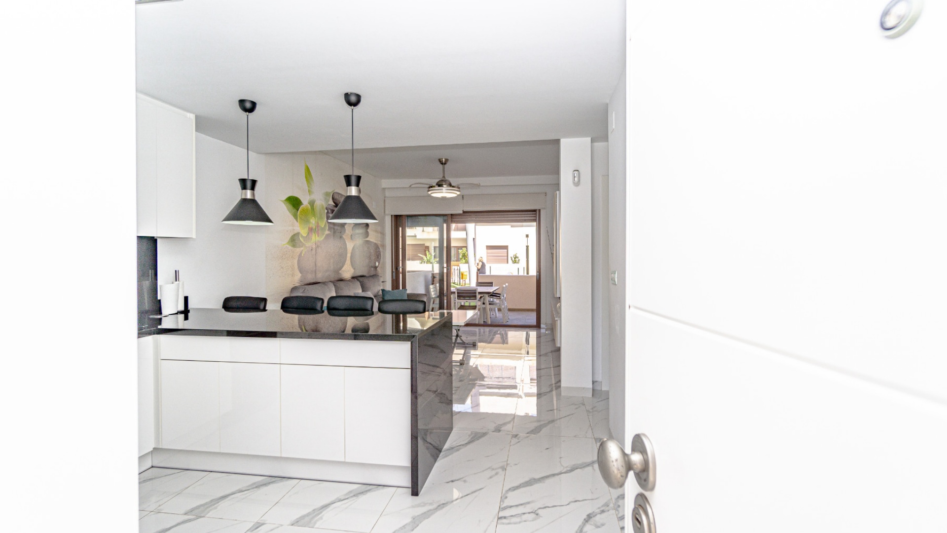 Resale - Apartment - Mil Palmeras - Beachside Mil Palmeras