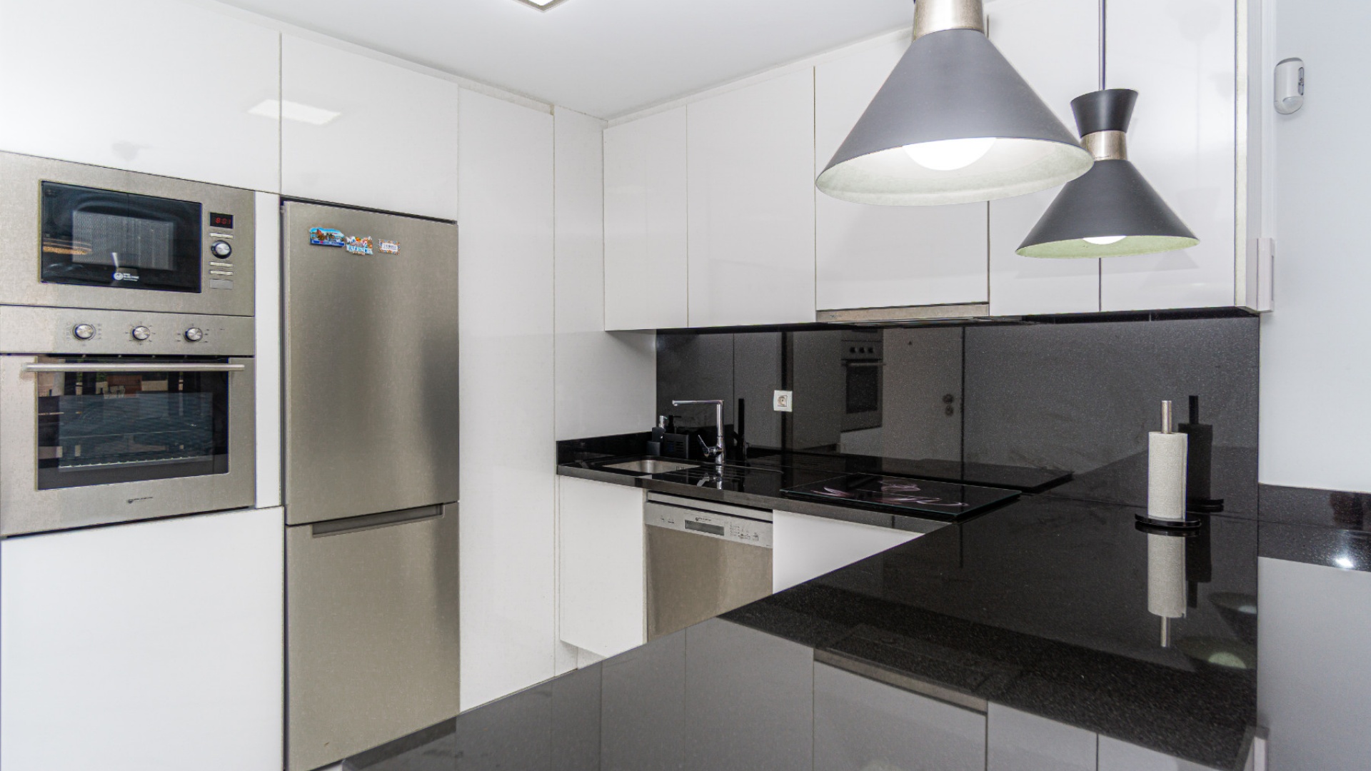 Resale - Apartment - Mil Palmeras - Beachside Mil Palmeras