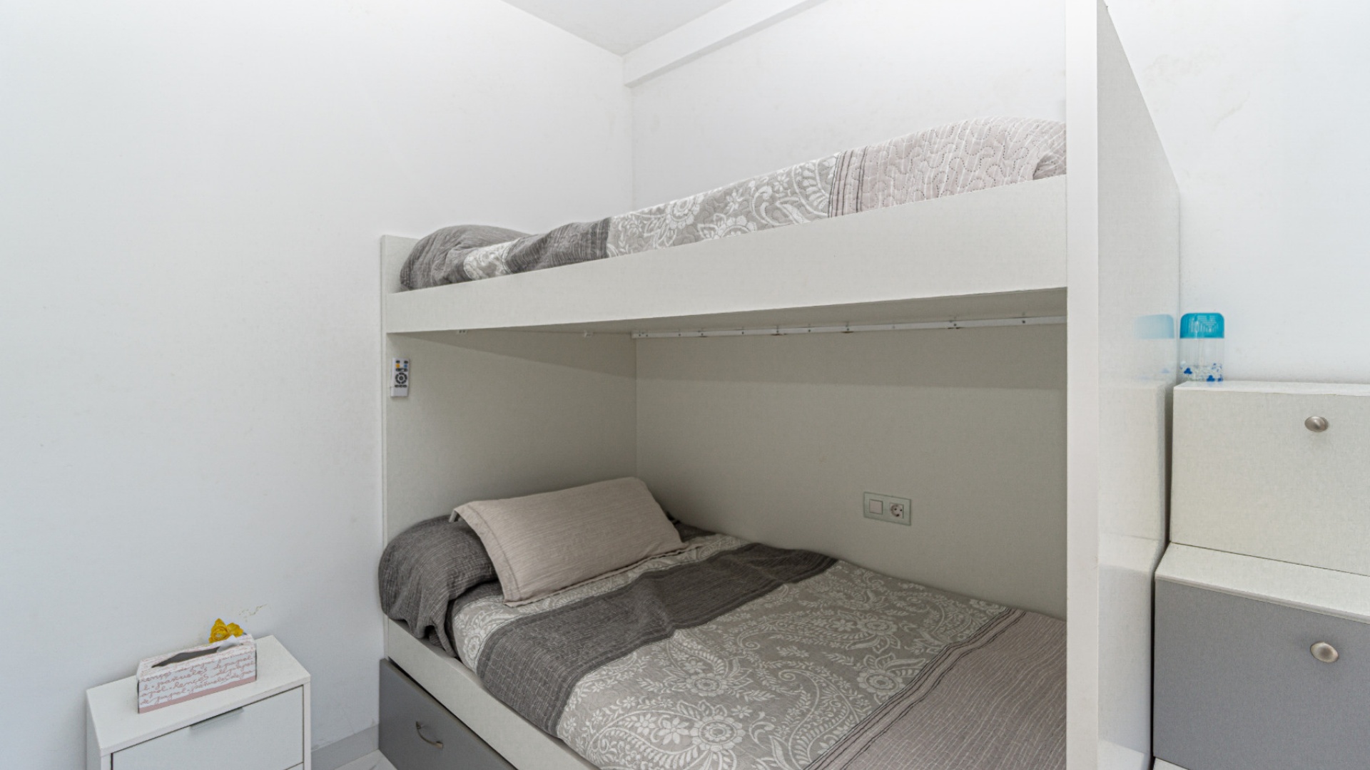 Resale - Apartment - Mil Palmeras - Beachside Mil Palmeras