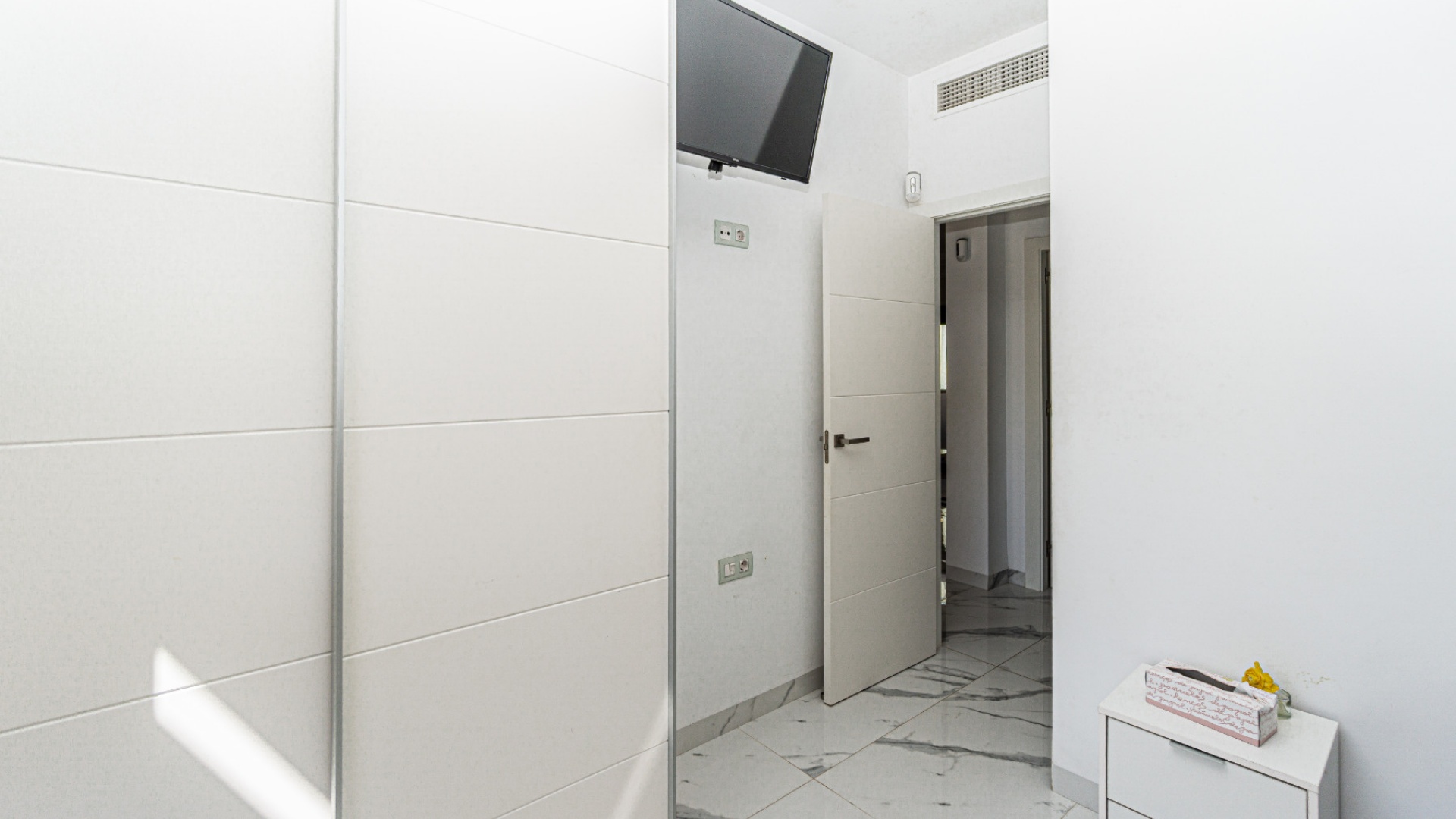 Resale - Apartment - Mil Palmeras - Beachside Mil Palmeras