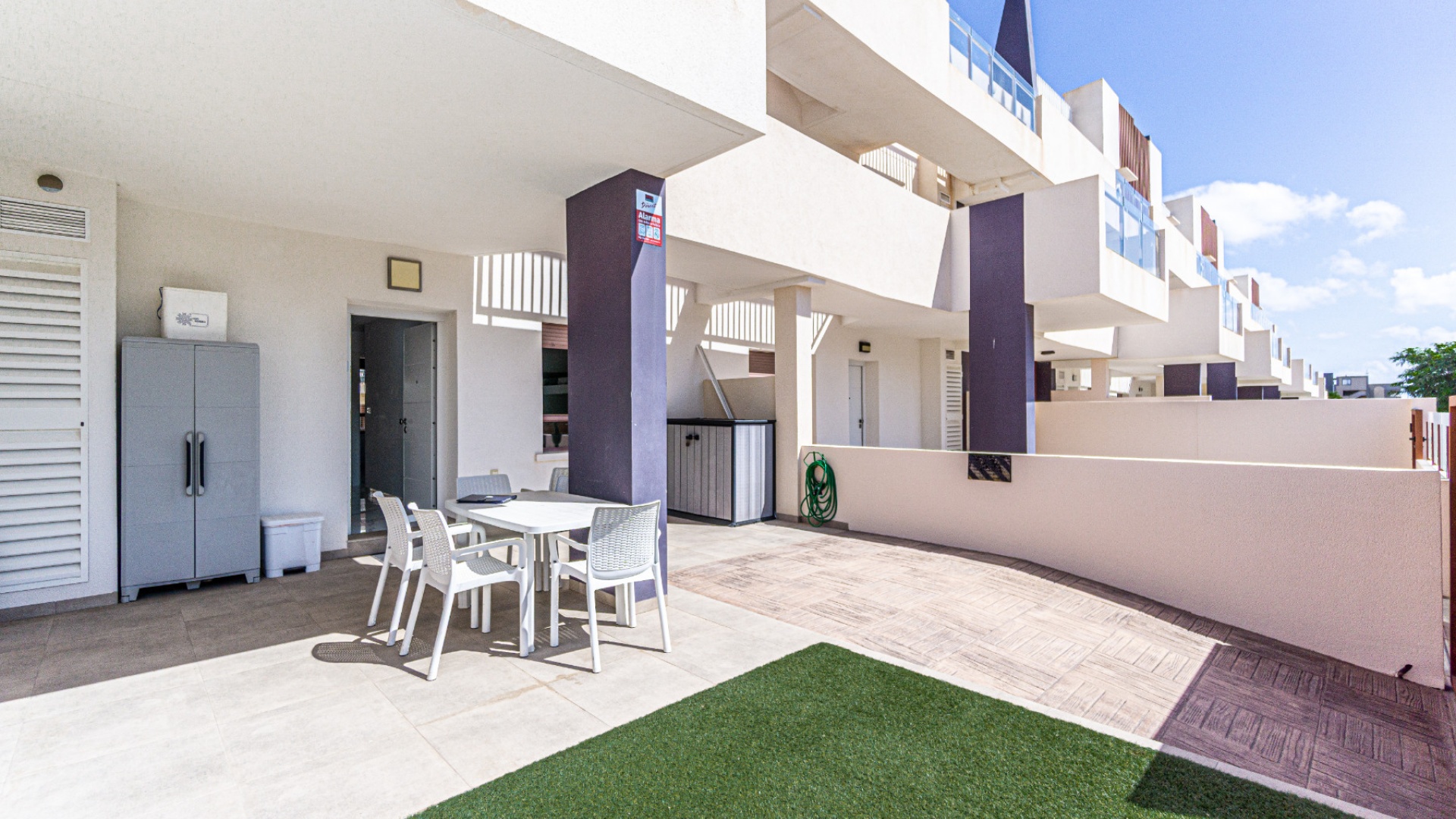 Resale - Apartment - Mil Palmeras - Beachside Mil Palmeras