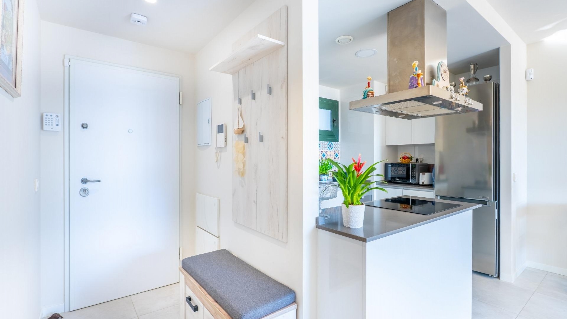 Resale - Apartment - Mil Palmeras - Beachside Mil Palmeras