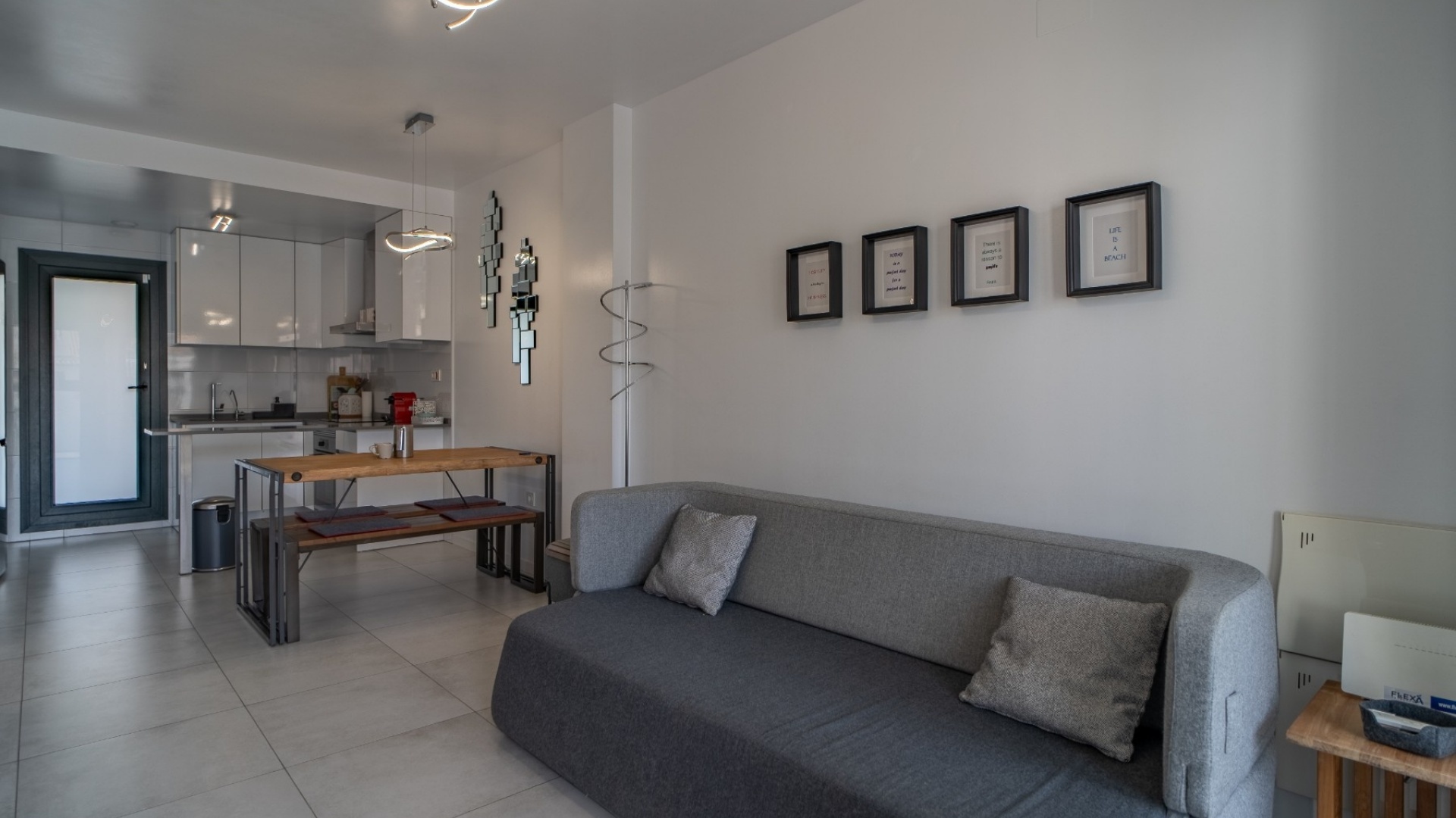Resale - Apartment - Mil Palmeras - Beachside Mil Palmeras