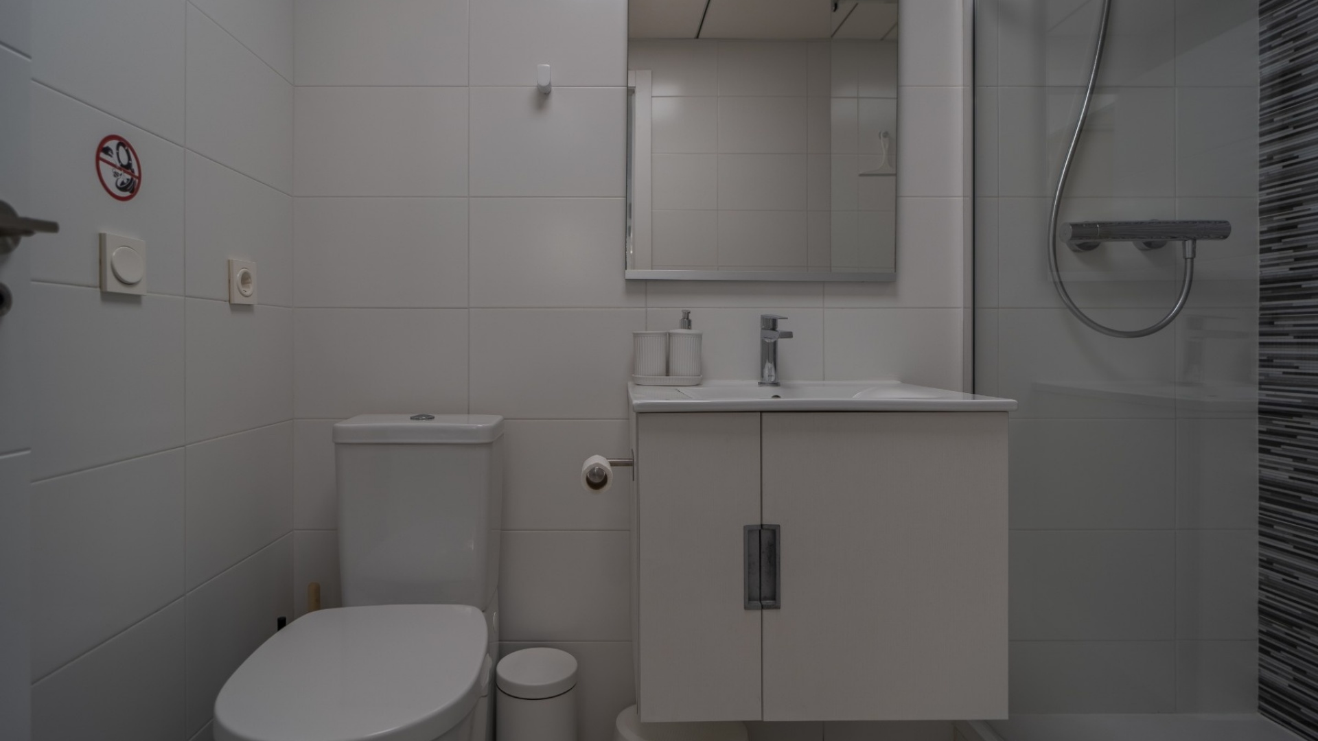 Resale - Apartment - Mil Palmeras - Beachside Mil Palmeras