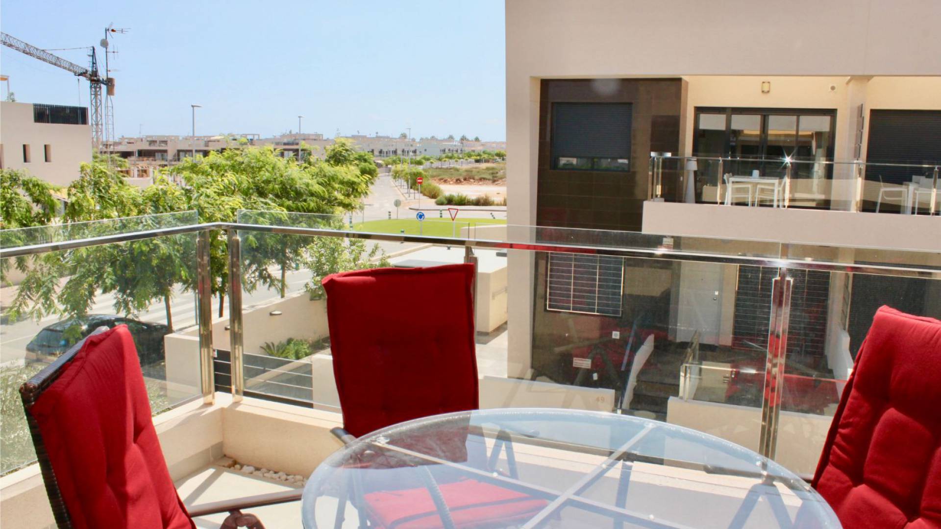 Resale - Apartment - Mil Palmeras - playa elisa bay