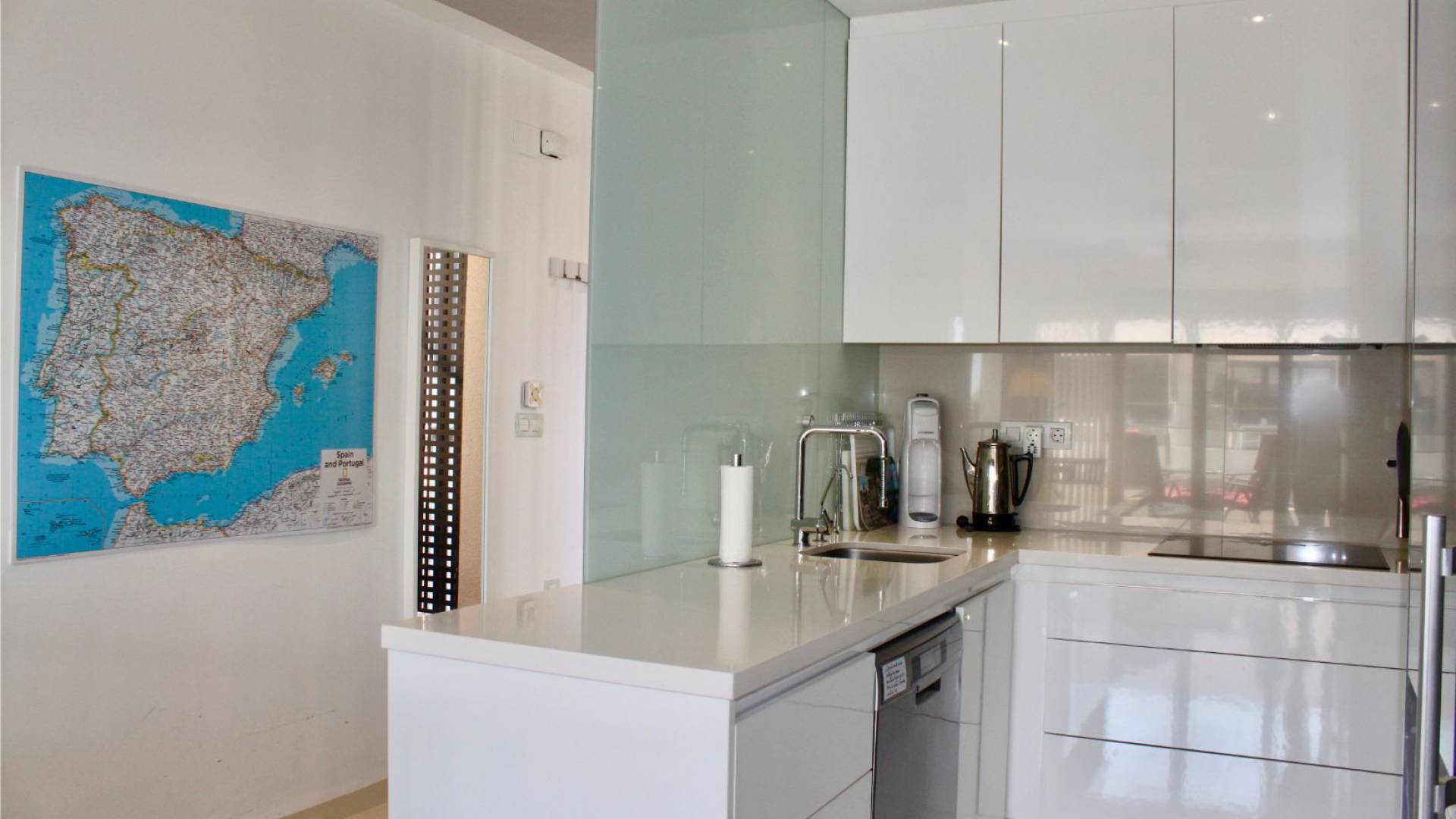 Resale - Apartment - Mil Palmeras - playa elisa bay