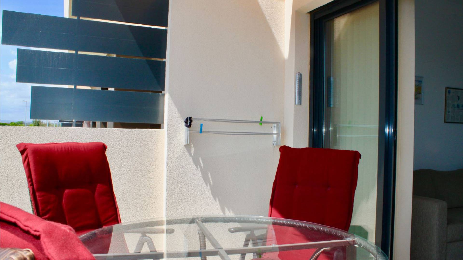 Resale - Apartment - Mil Palmeras - playa elisa bay