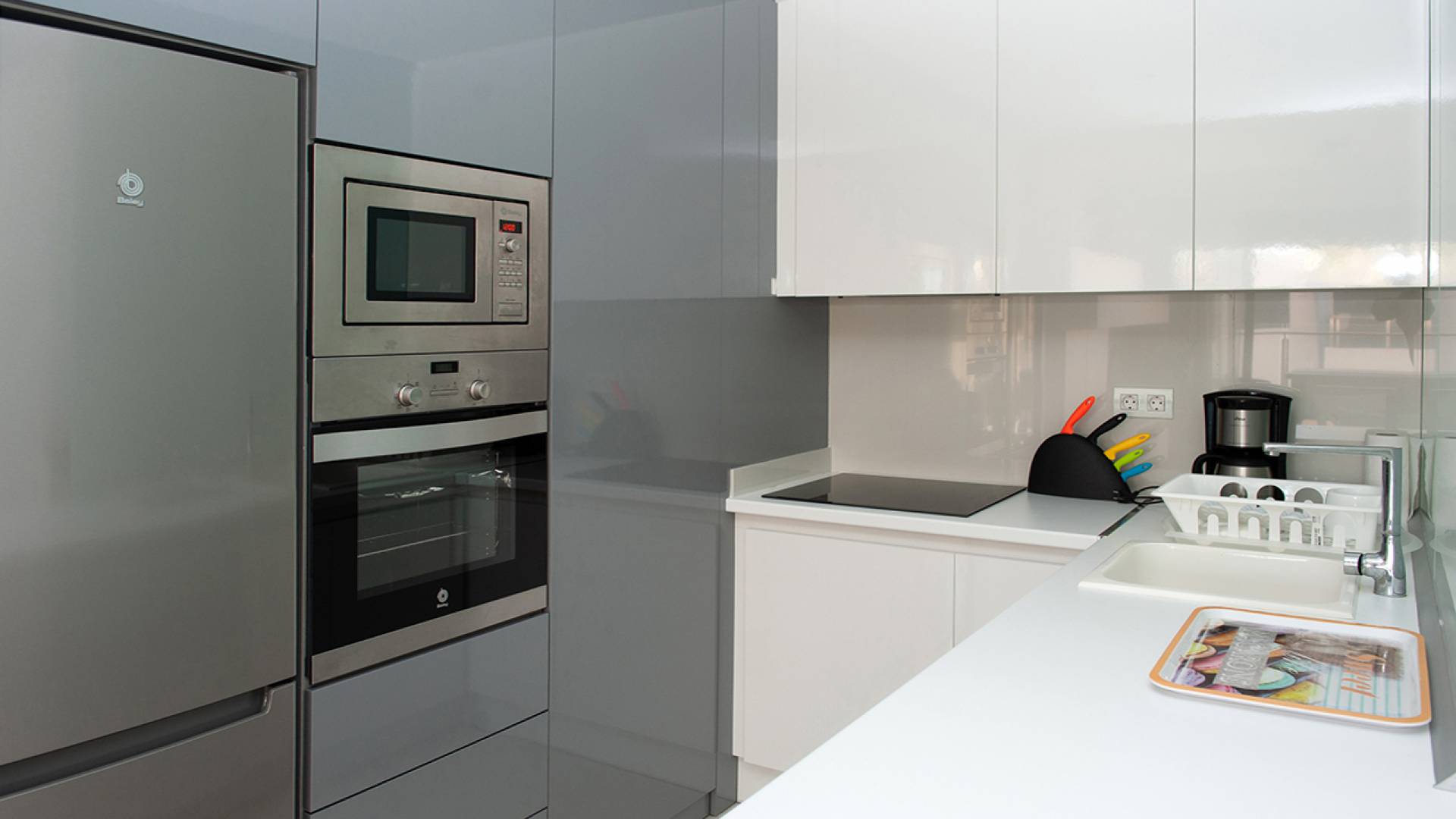 Resale - Apartment - Mil Palmeras - playa elisa bay