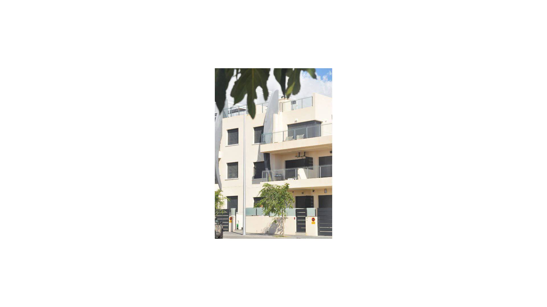 Resale - Apartment - Mil Palmeras - playa elisa bay