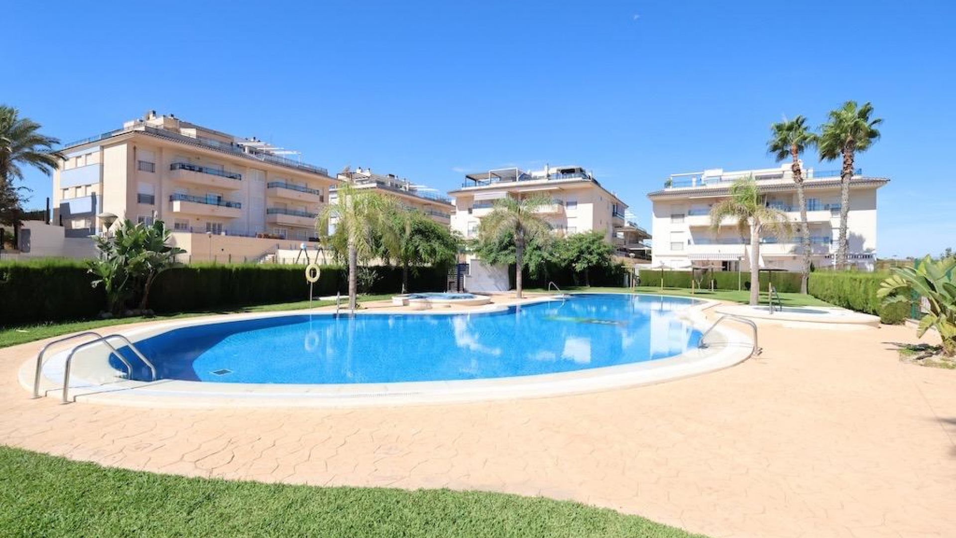 Resale - Apartment - Mil Palmeras - riomar