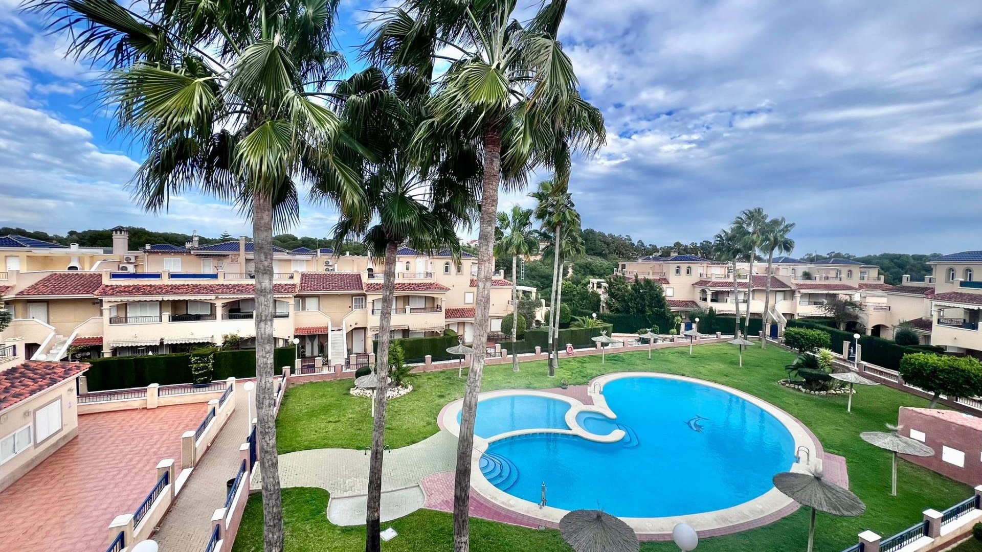 Resale - Apartment - Mil Palmeras - riomar