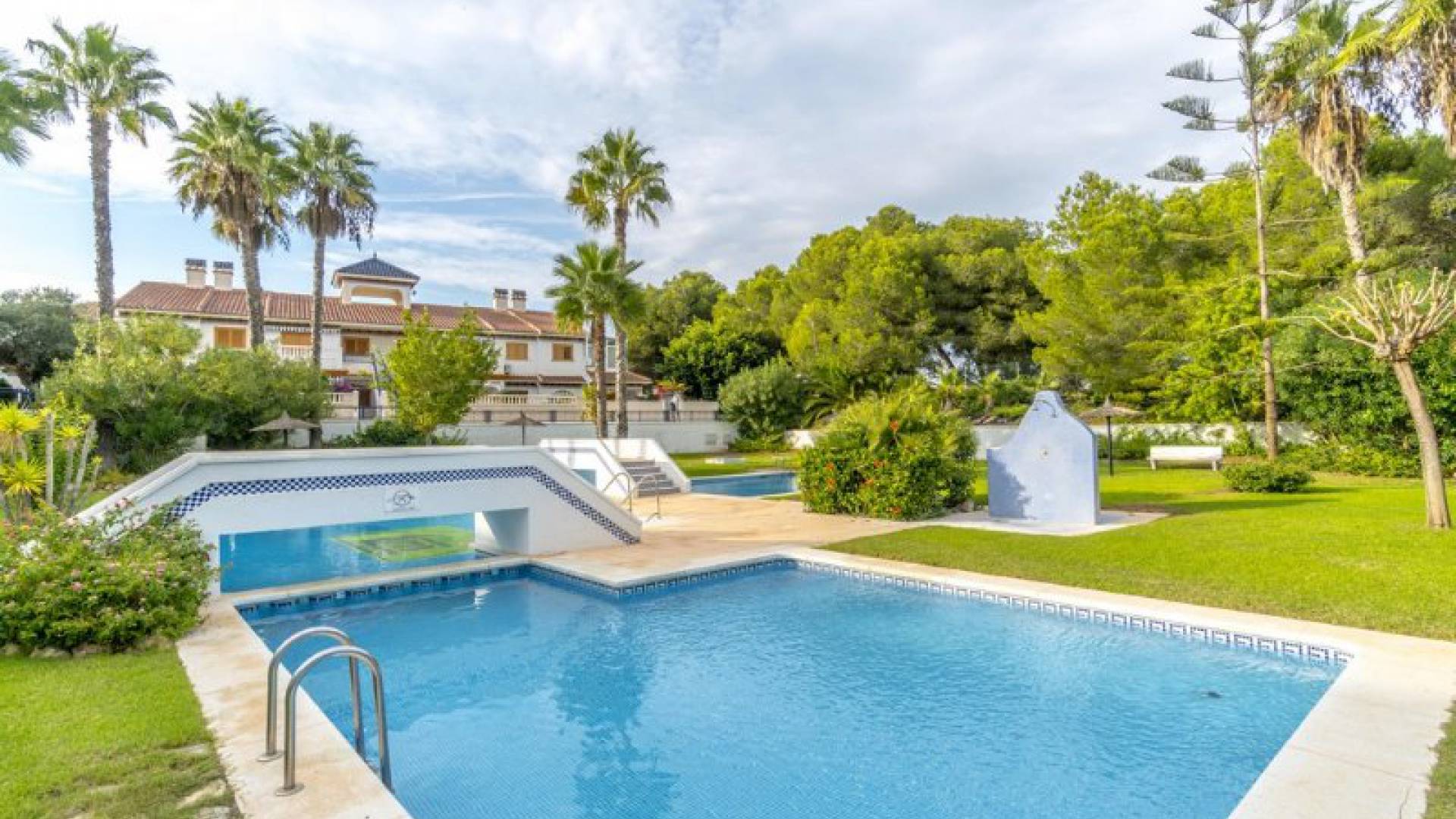 Resale - Apartment - Mil Palmeras - riomar