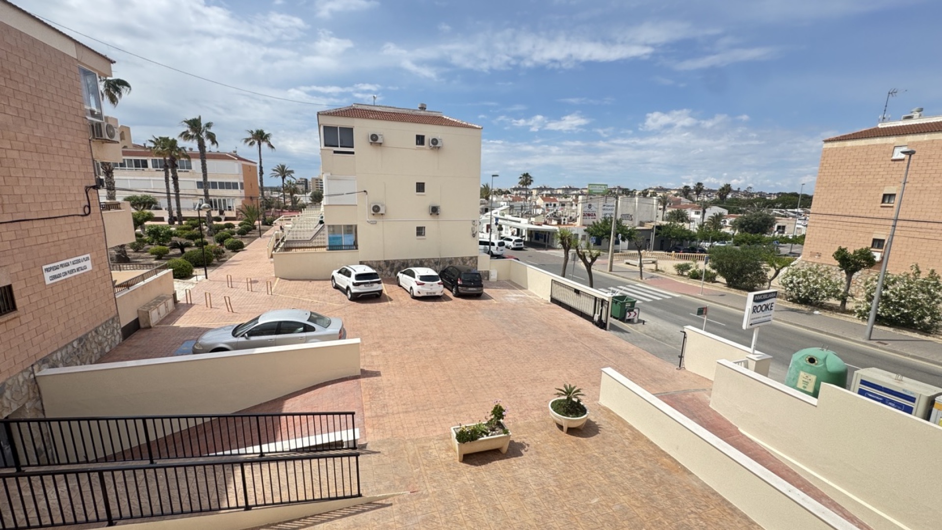 Resale - Apartment - Mil Palmeras