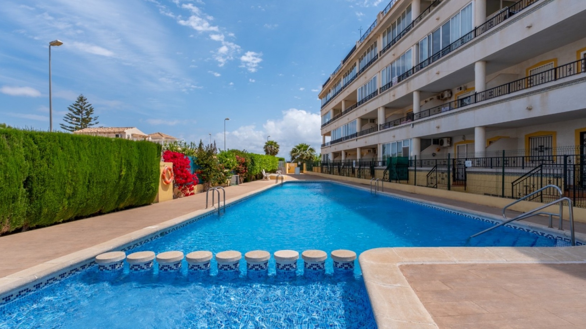 Resale - Apartment - Orihuela Costa - La Florida