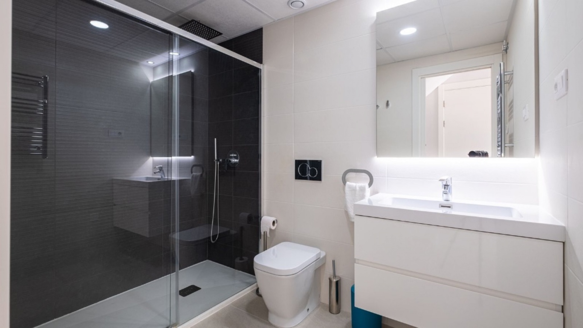 Resale - Apartment - Orihuela Costa - Playa Flamenca