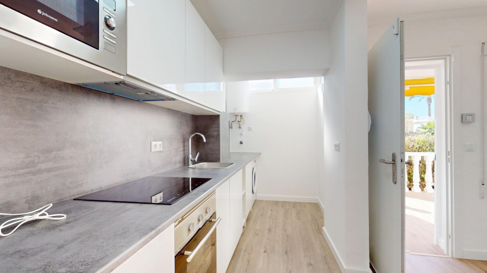 Resale - Apartment - Orihuela Costa - Villamartin