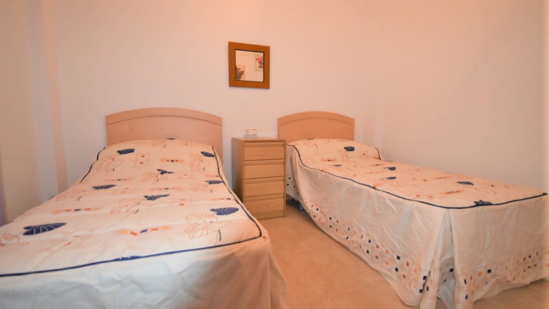 Resale - Apartment - Orihuela Costa - Villamartin