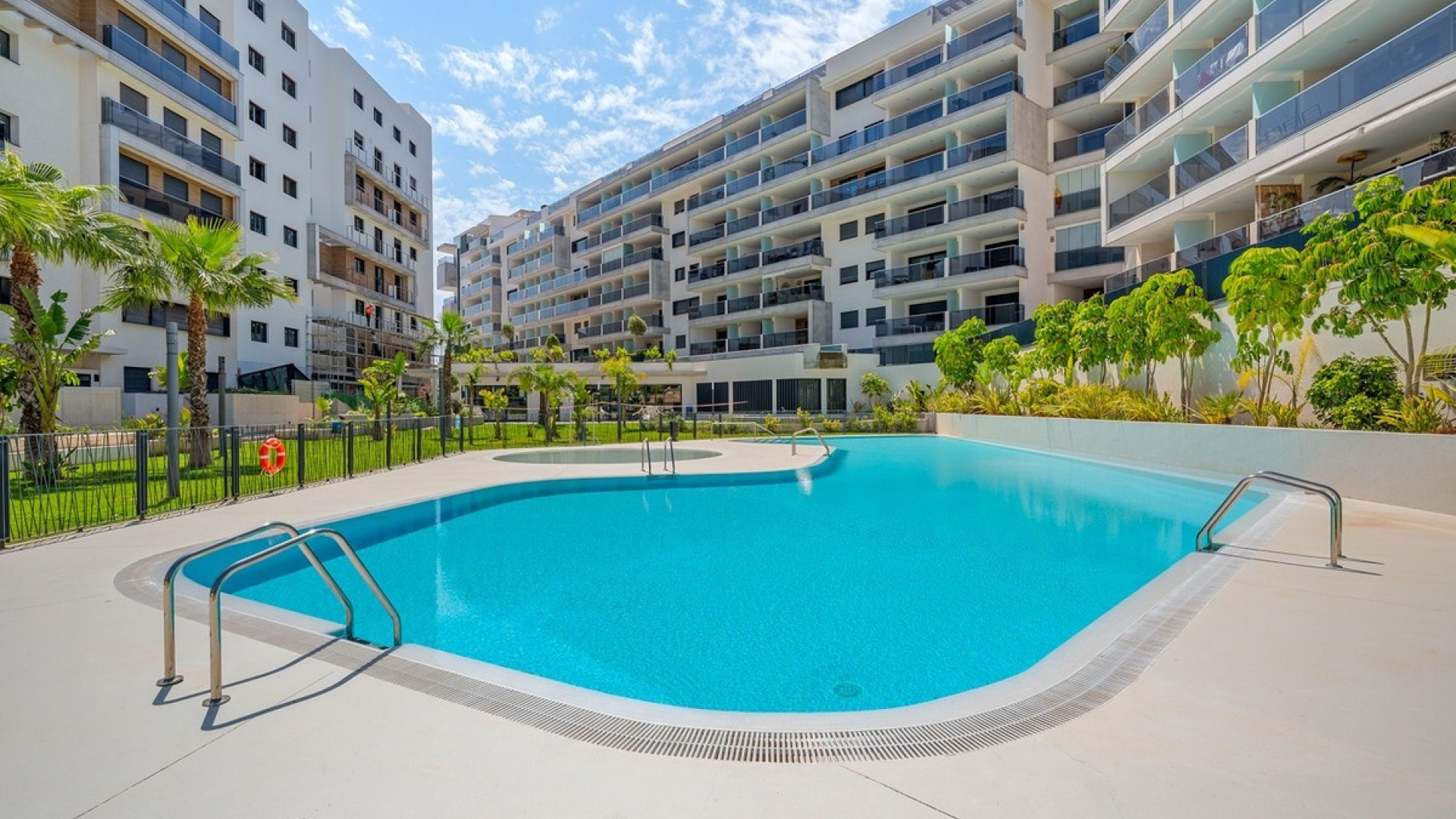 Resale - Apartment - Orihuela - Dehesa de Campoamor