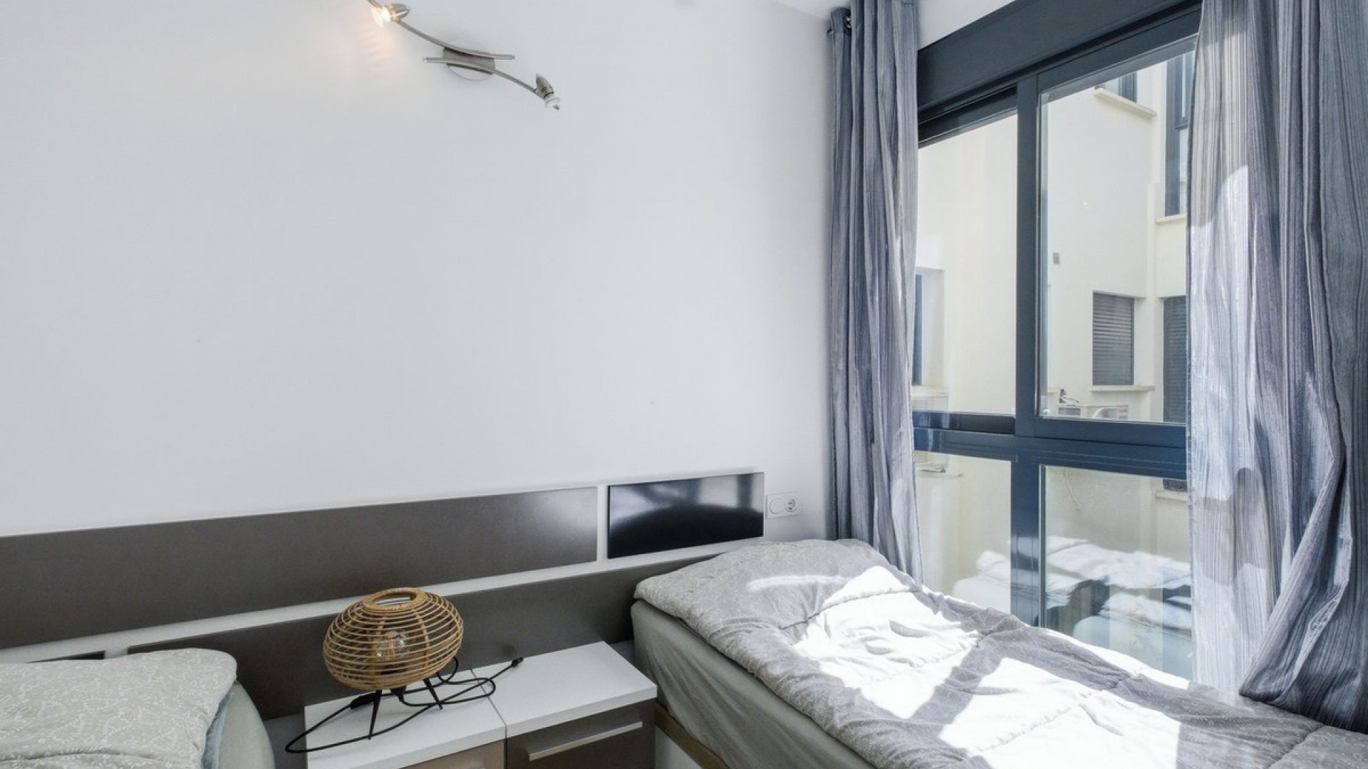 Resale - Apartment - Orihuela - La Zenia