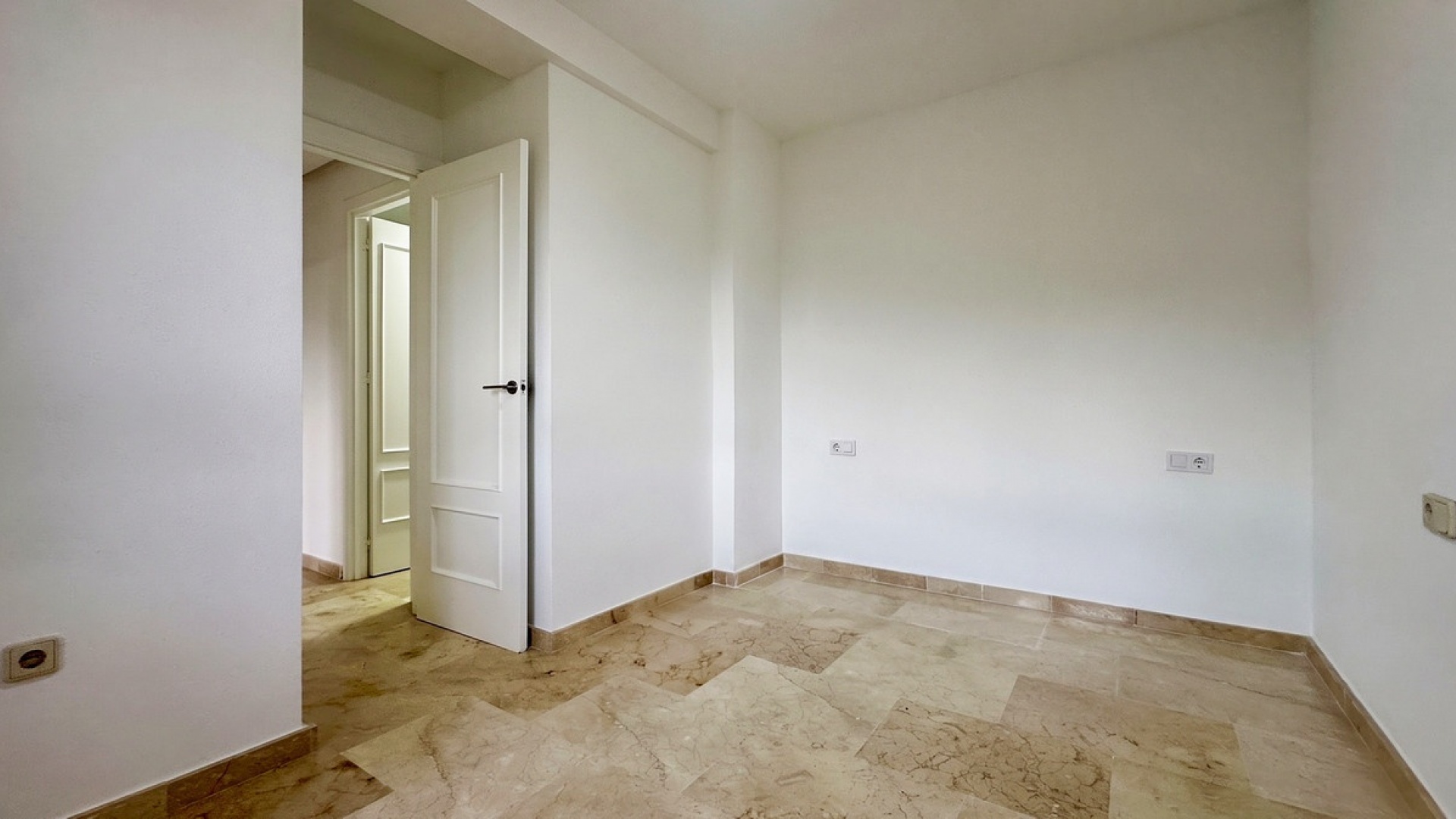 Resale - Apartment - Orihuela - Orihuela Costa