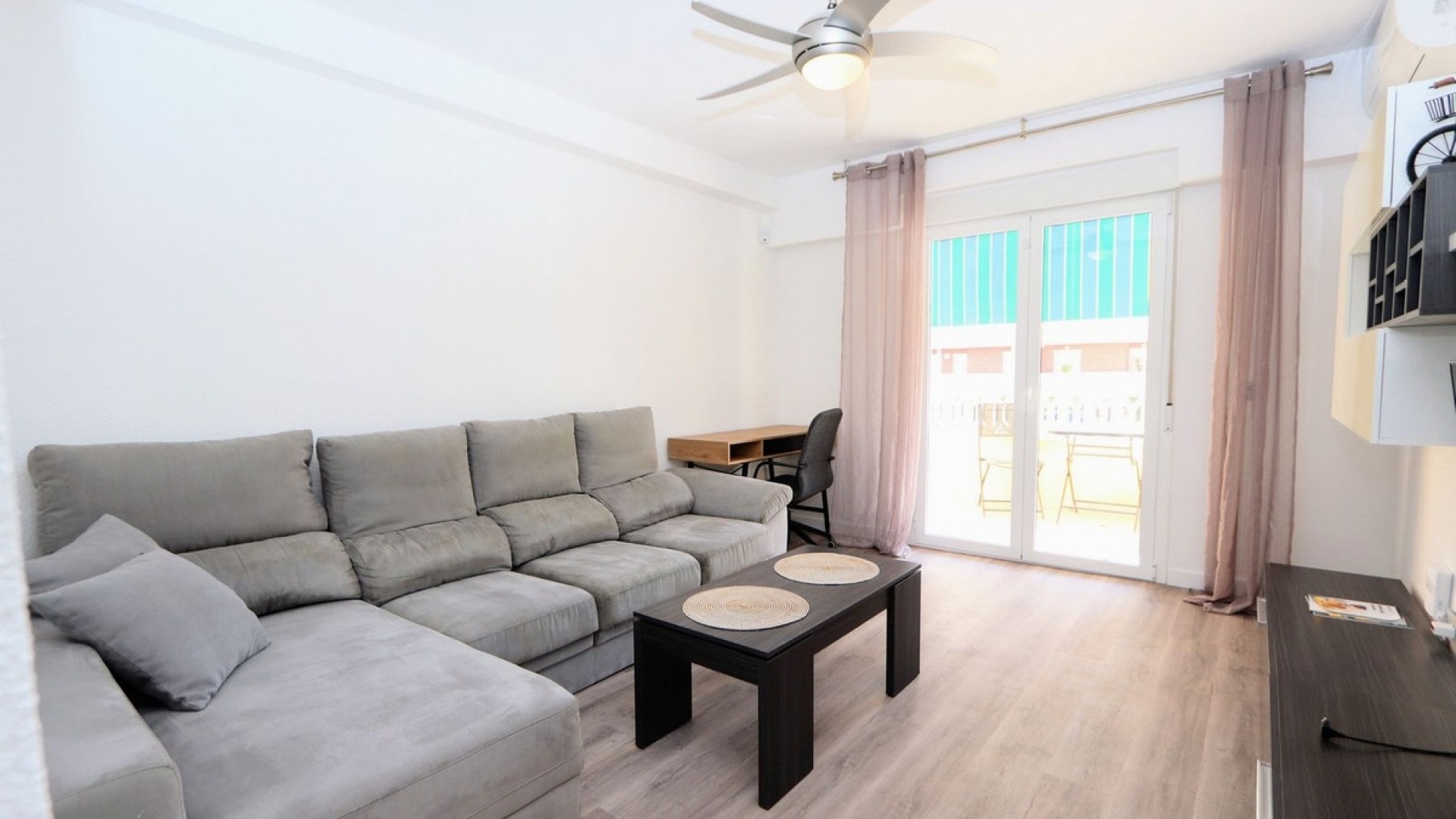 Resale - Apartment - Orihuela - Punta Prima