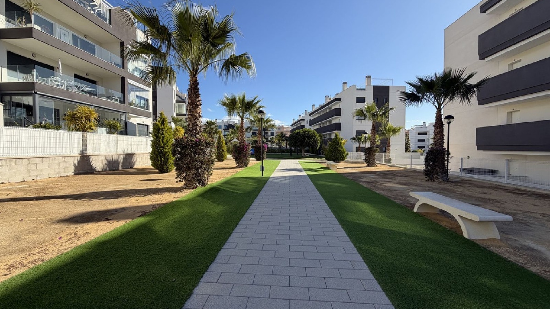 Resale - Apartment - Orihuela - Villamartin